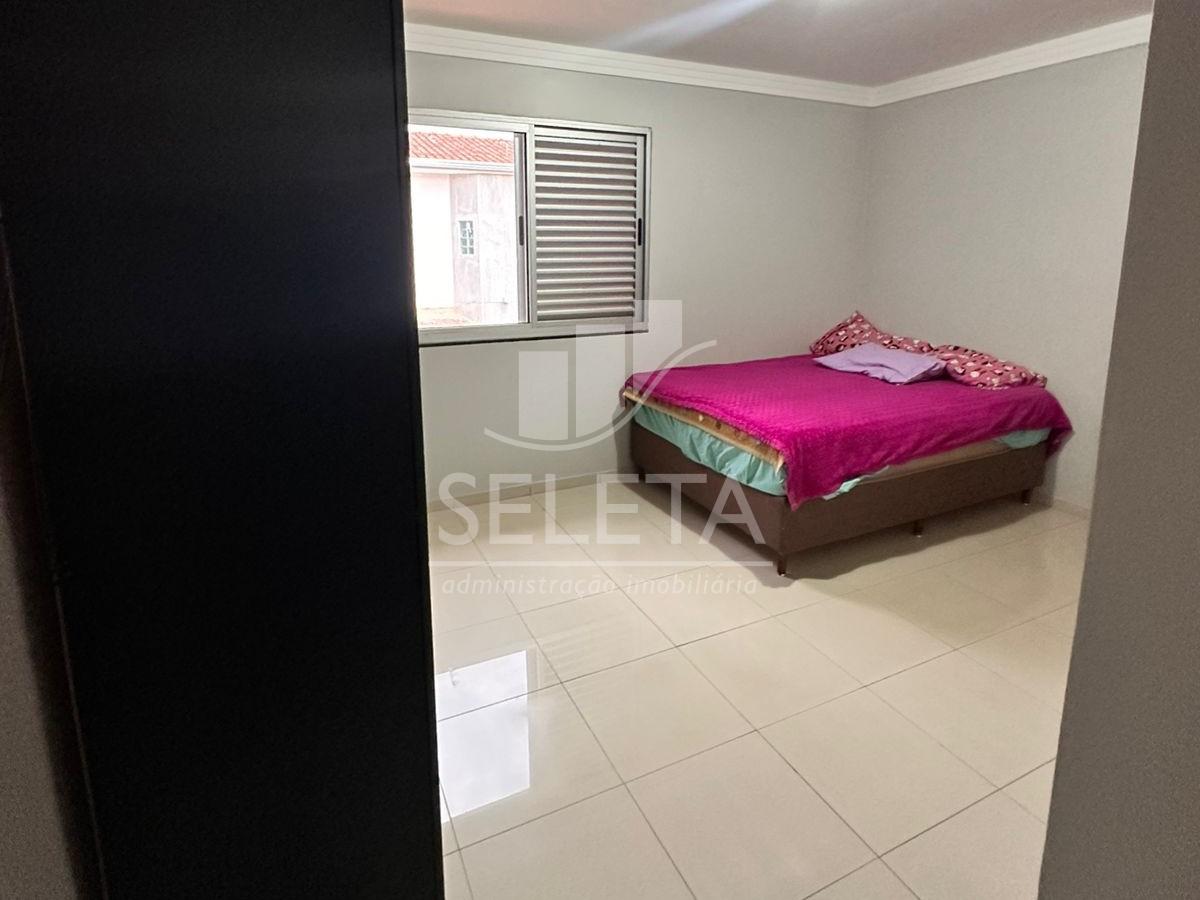 SOBRADO DISPONÍVEL PARA LOCAÇÃO NO BAIRRO MARIA LUIZA.
