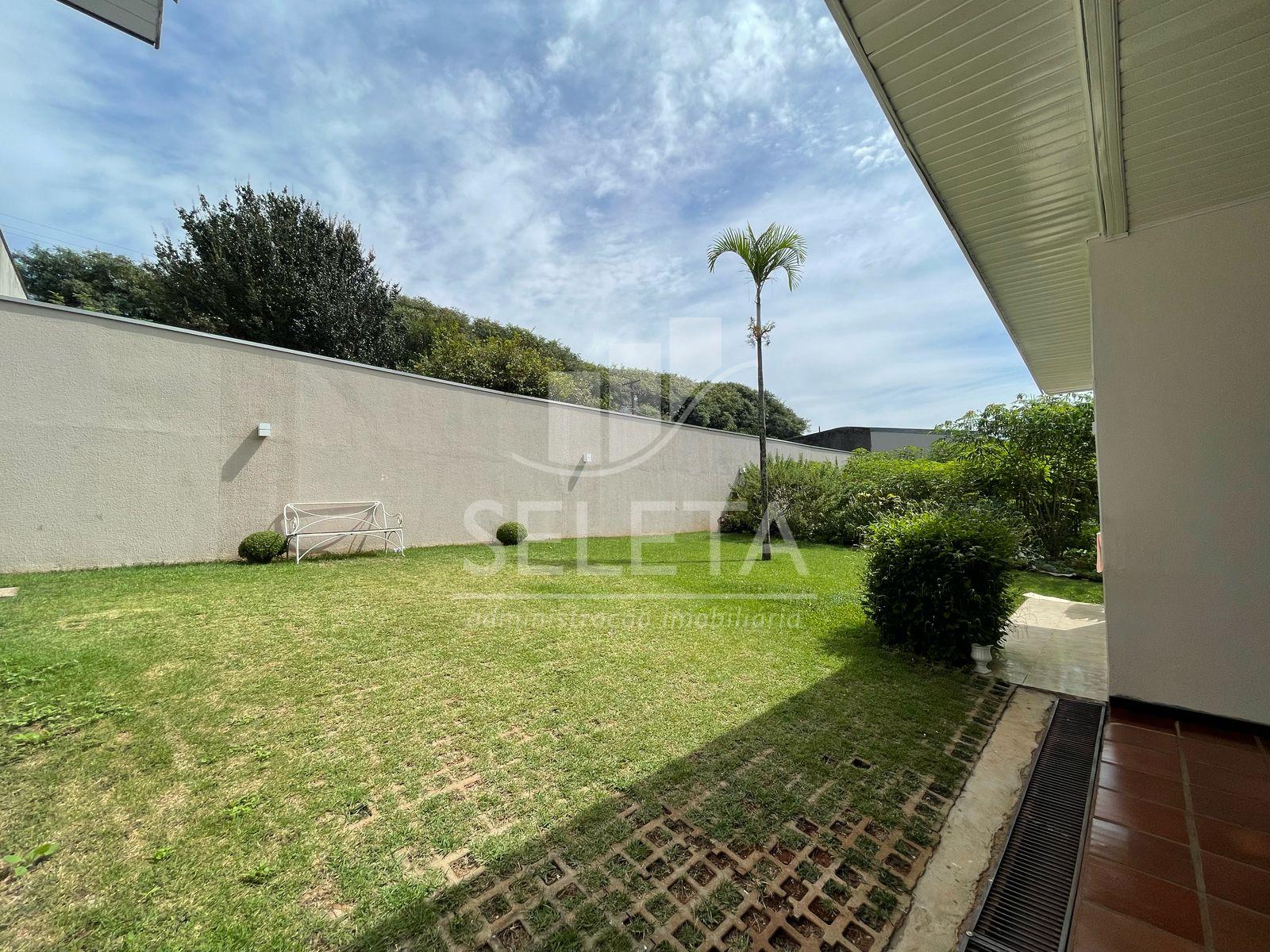 CASA  ALTO PADRÃO DISPONÍVEL PARA LOCAÇÃO AO LADO DO CLUBE TUIUTI