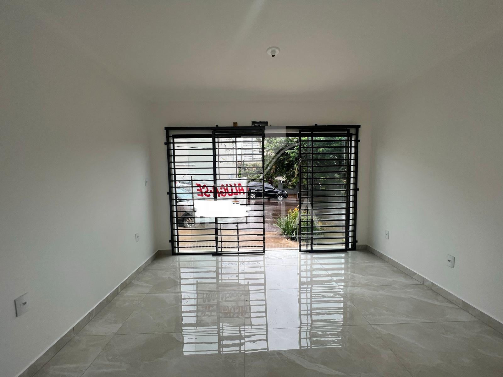 SALA COMERCIAL COM 18m  EM EXCELENTE LOCALIZAÇÃO, CASCAVEL, PR