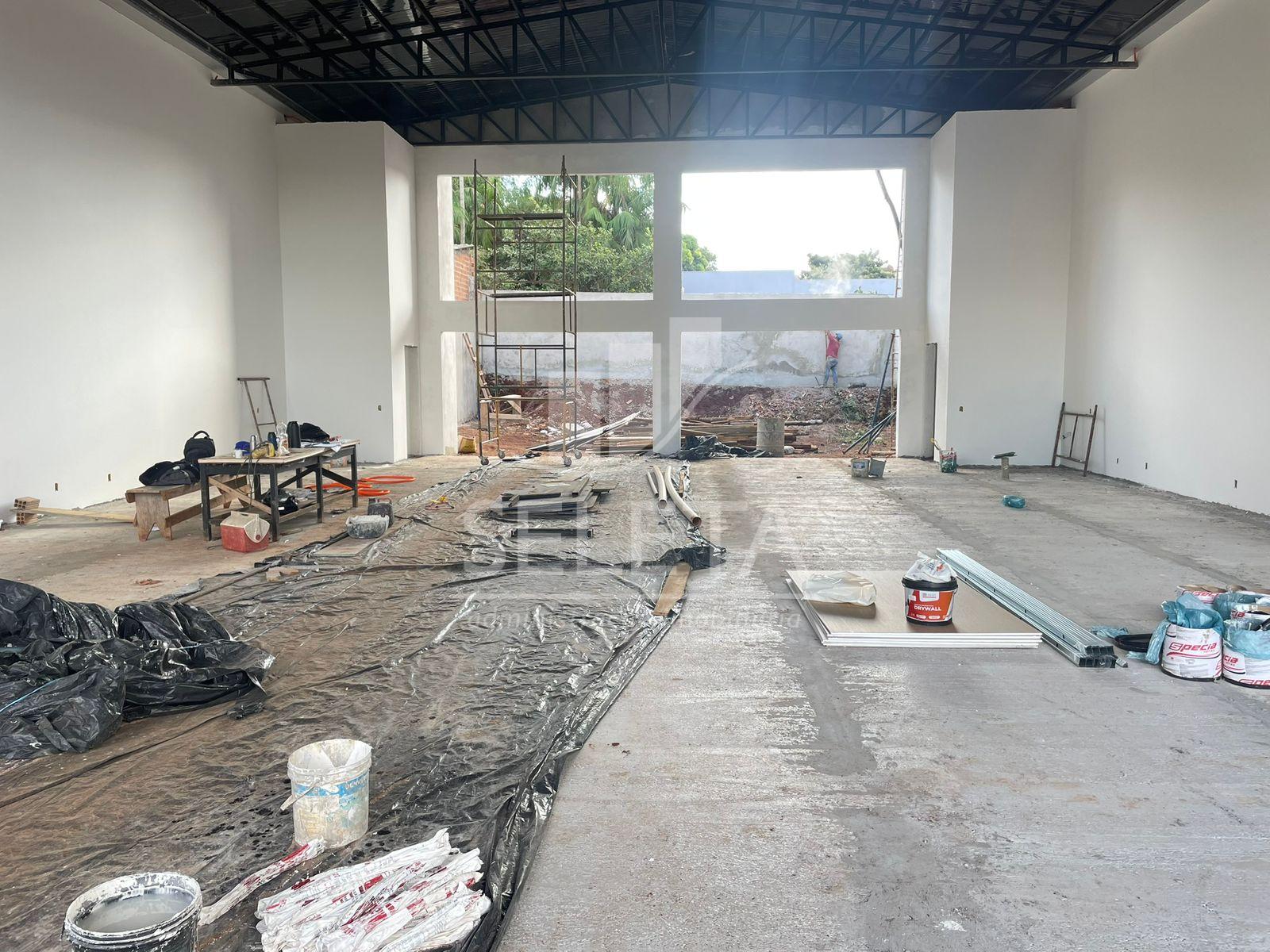 SALA COMERCIAL NOVA DISPONÍVEL PARA LOCAÇÃO  PREVISÃO DE ENTRE...
