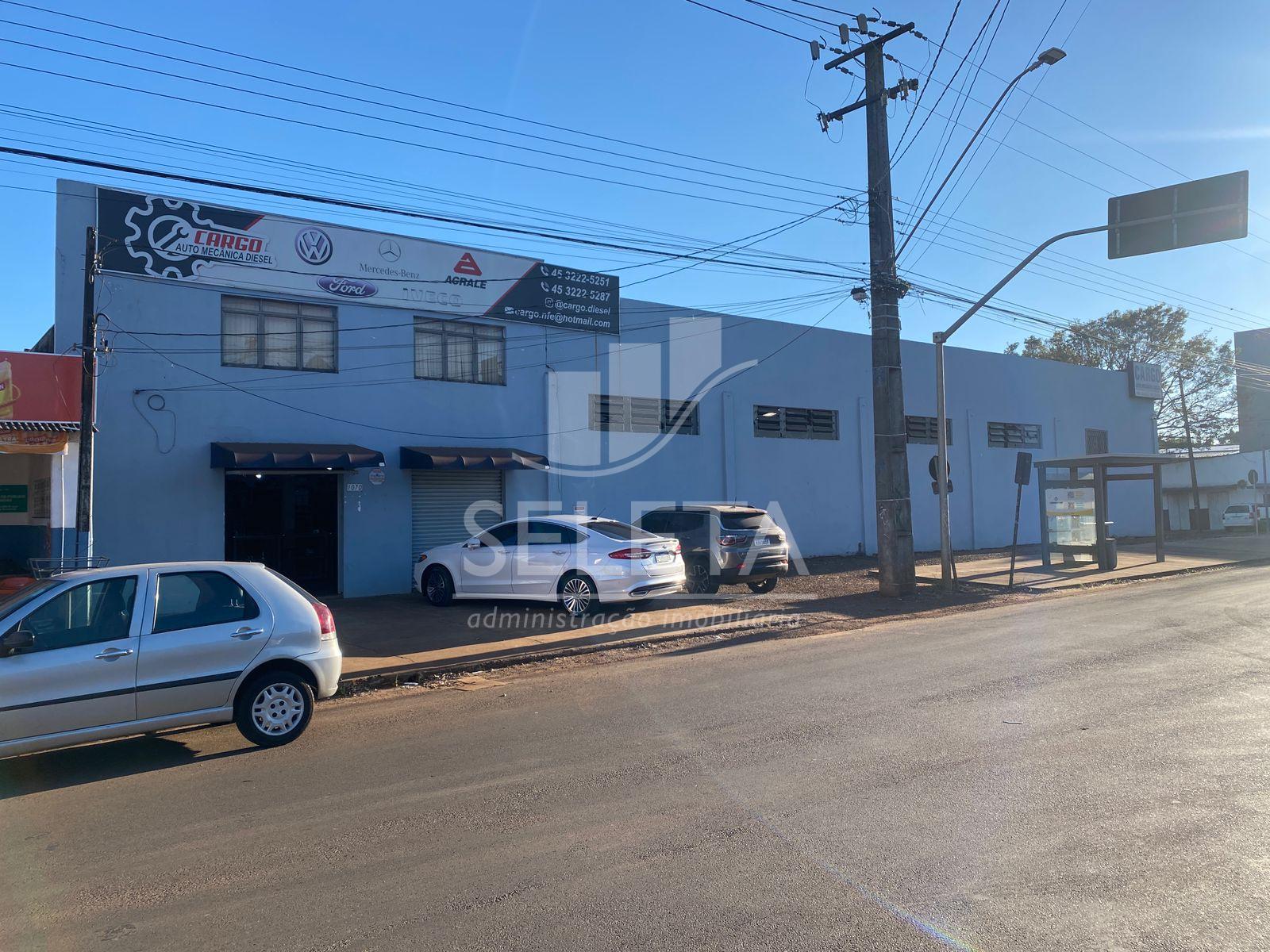 BARRACÃO COM MAIS DE 1.000m2 DISPONÍVEL PARA LOCAÇÃO