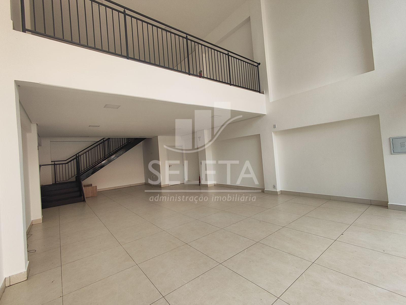 SALA COMERCIAL PARA LOCAÇÃO COM 123 M  NO CENTRO, CASCAVEL - PR