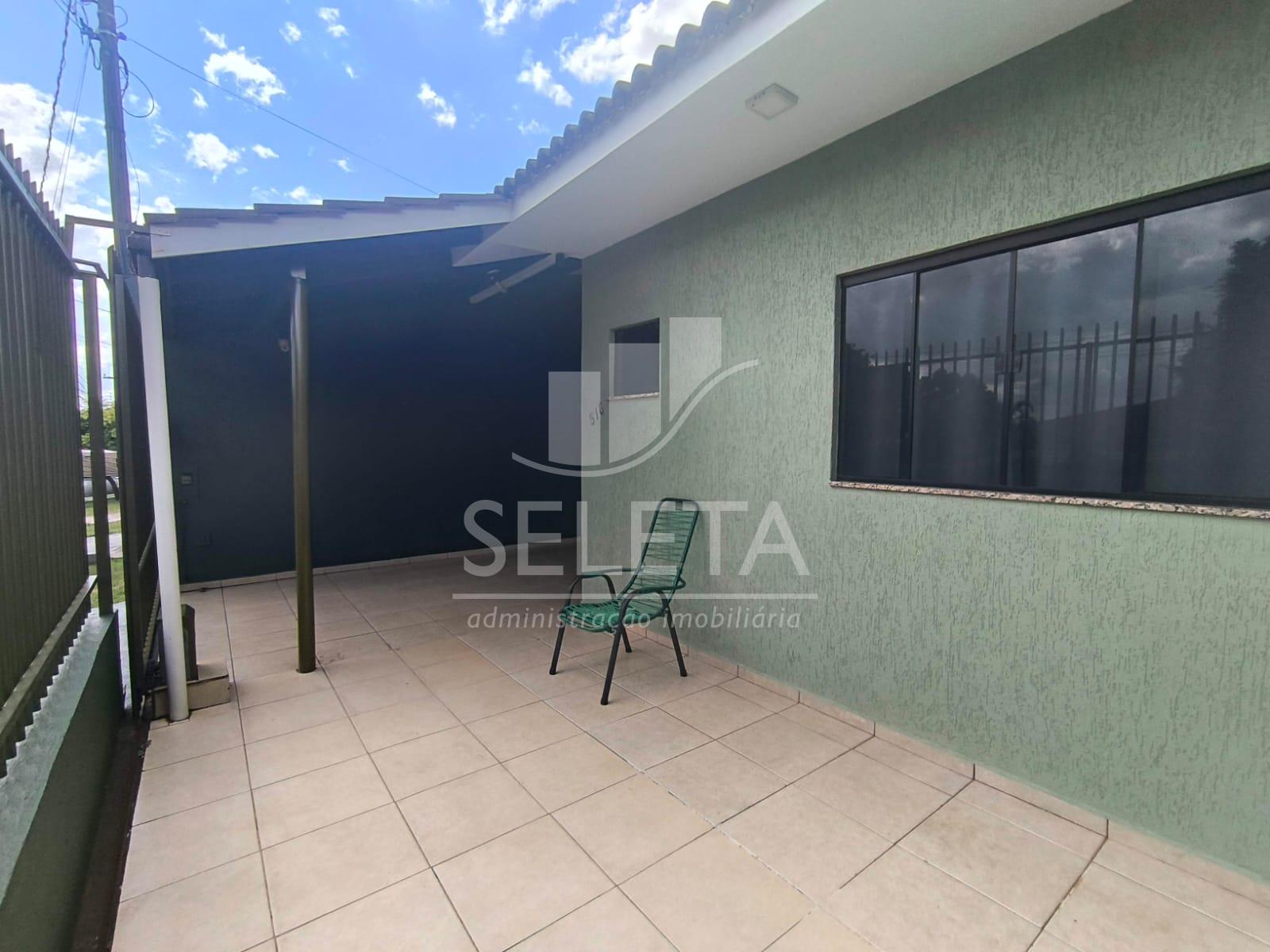 Casa na neva em ótima localização, espaçosa ecofortálvel. CASC...