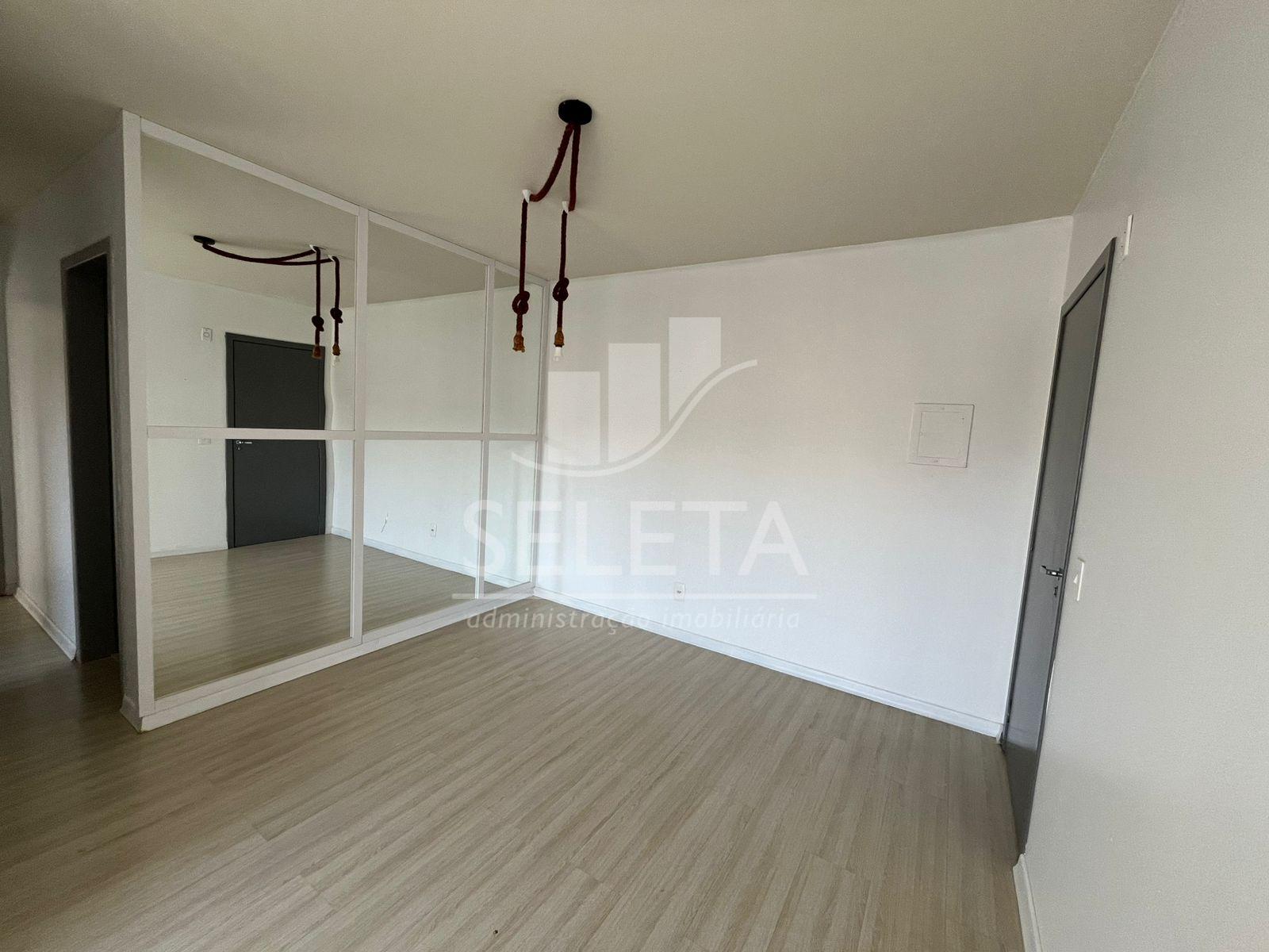 APARTAMENTO SEMIMOBILIADO PARA LOCAÇÃO COM 2 QUARTOS NO BAIRRO...