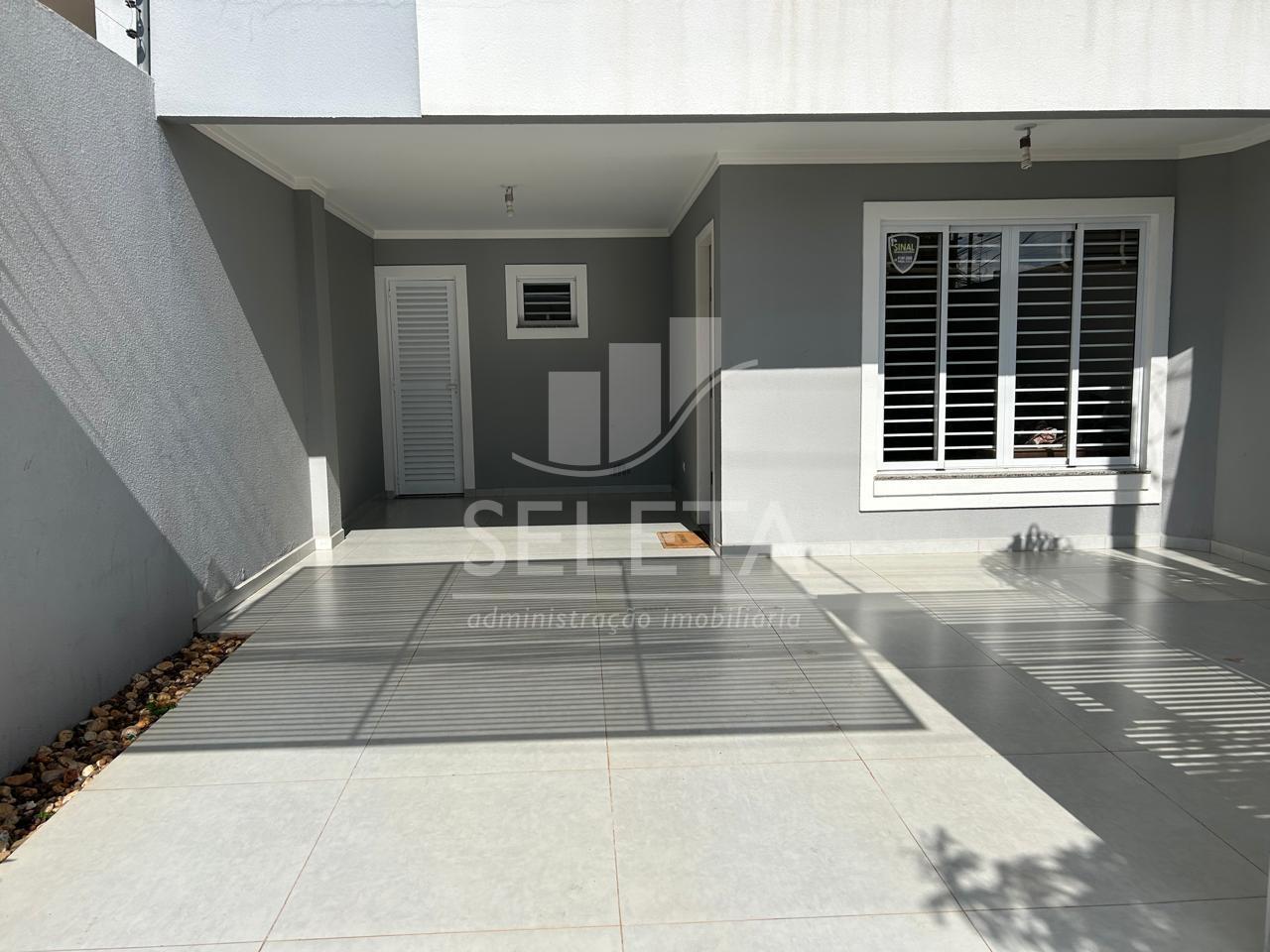 Oportunidade Sobrado 123m , espaçoso,  no Bairro  COUNTRY, CAS...