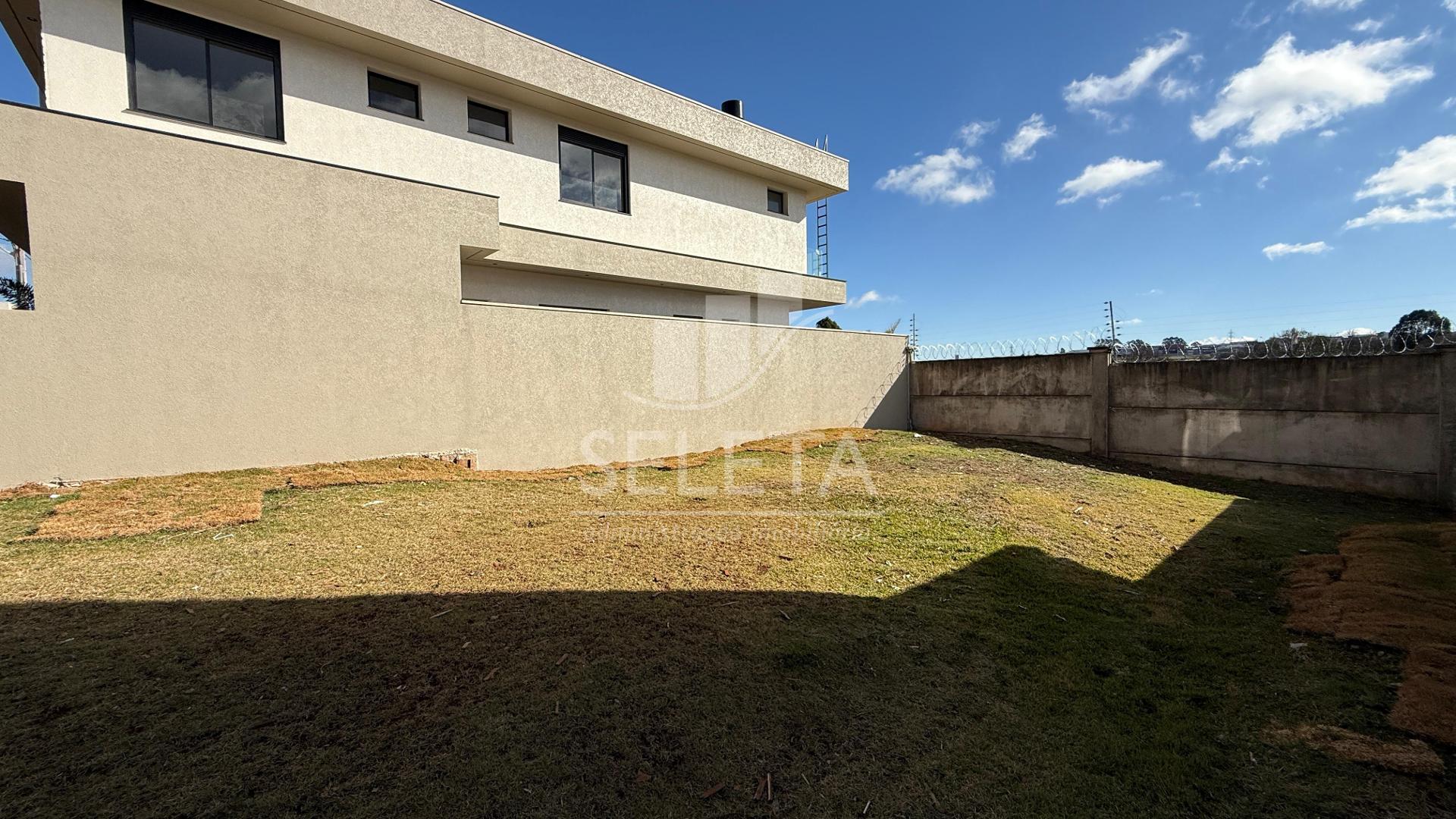 Terreno para venda no condomínio Vila Firenze.