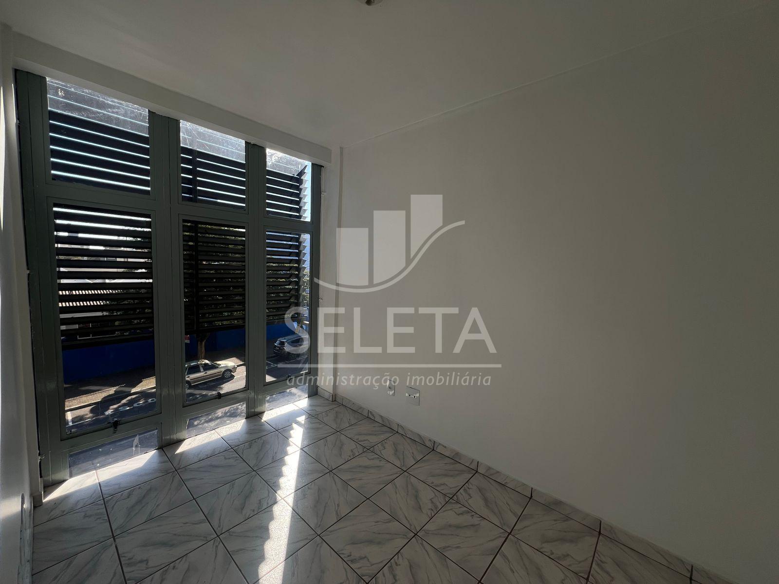 SALA COMERCIAL COM 2 AMBIENTES NO CENTRO, CASCAVEL, PR