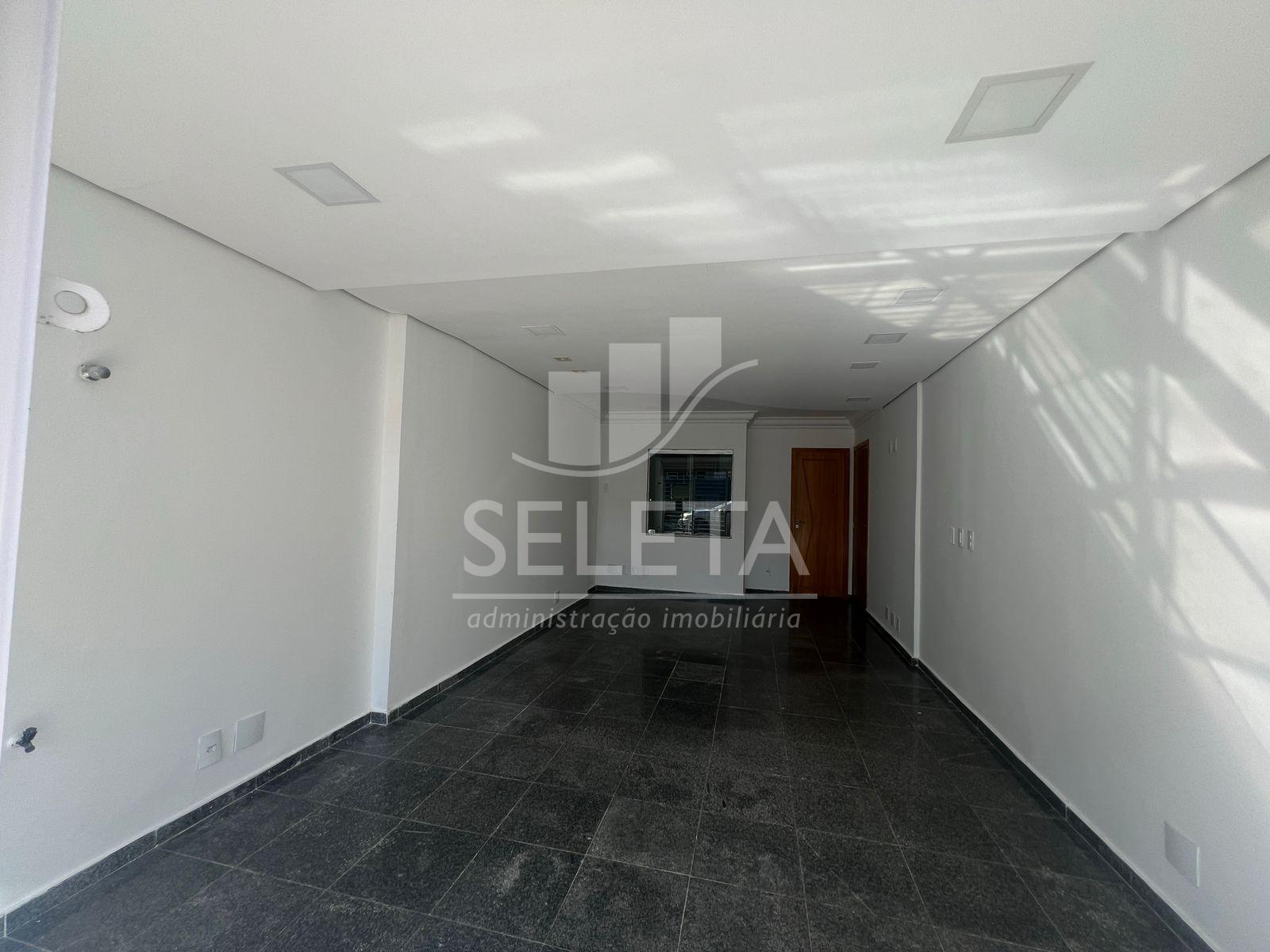 SALA COMERCIAL 42 m  NO CENTRO PARA LOCAÇÃO, CASCAVEL, PR