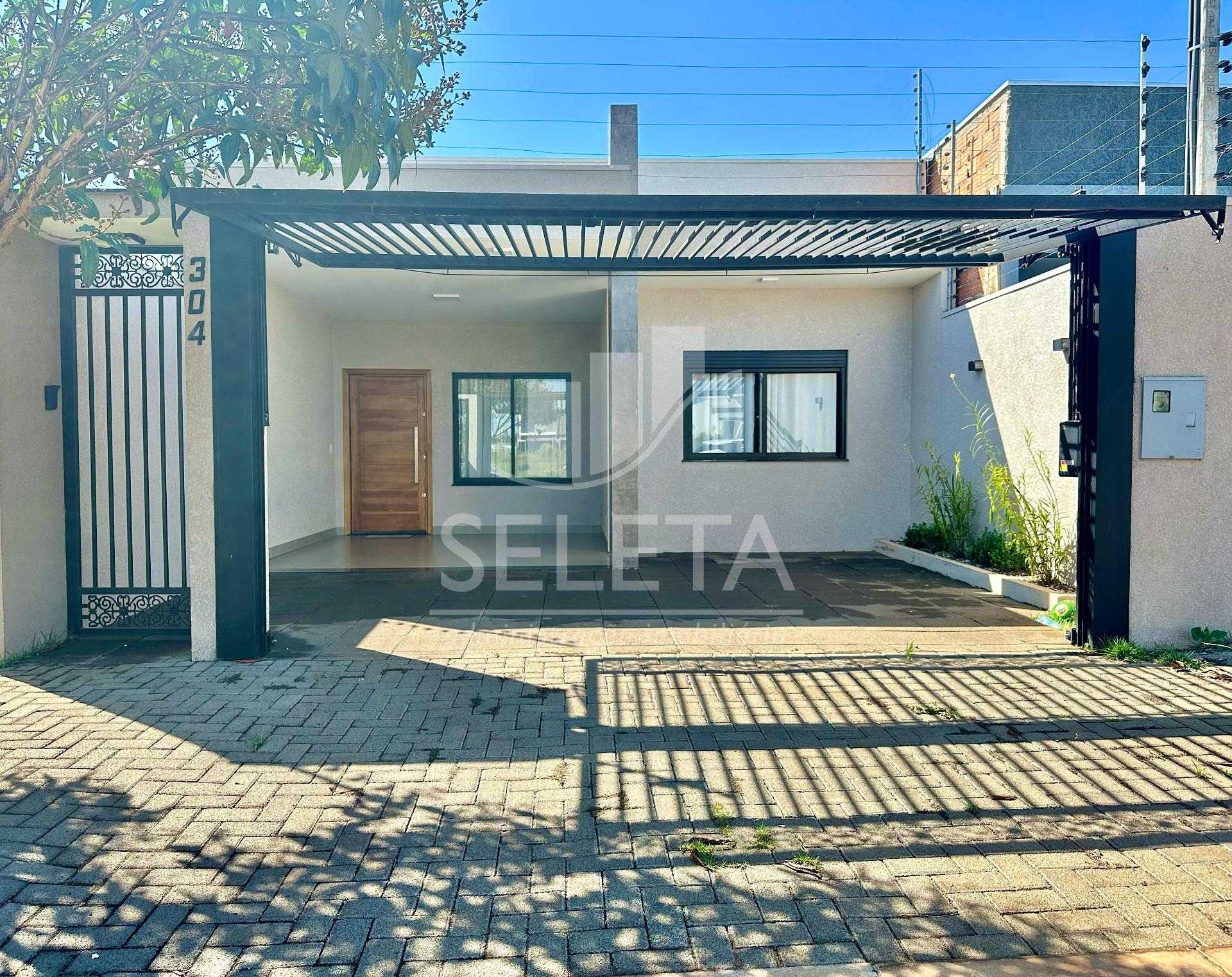 Casa à venda, no bairro Recanto Tropical III, CASCAVEL - PR