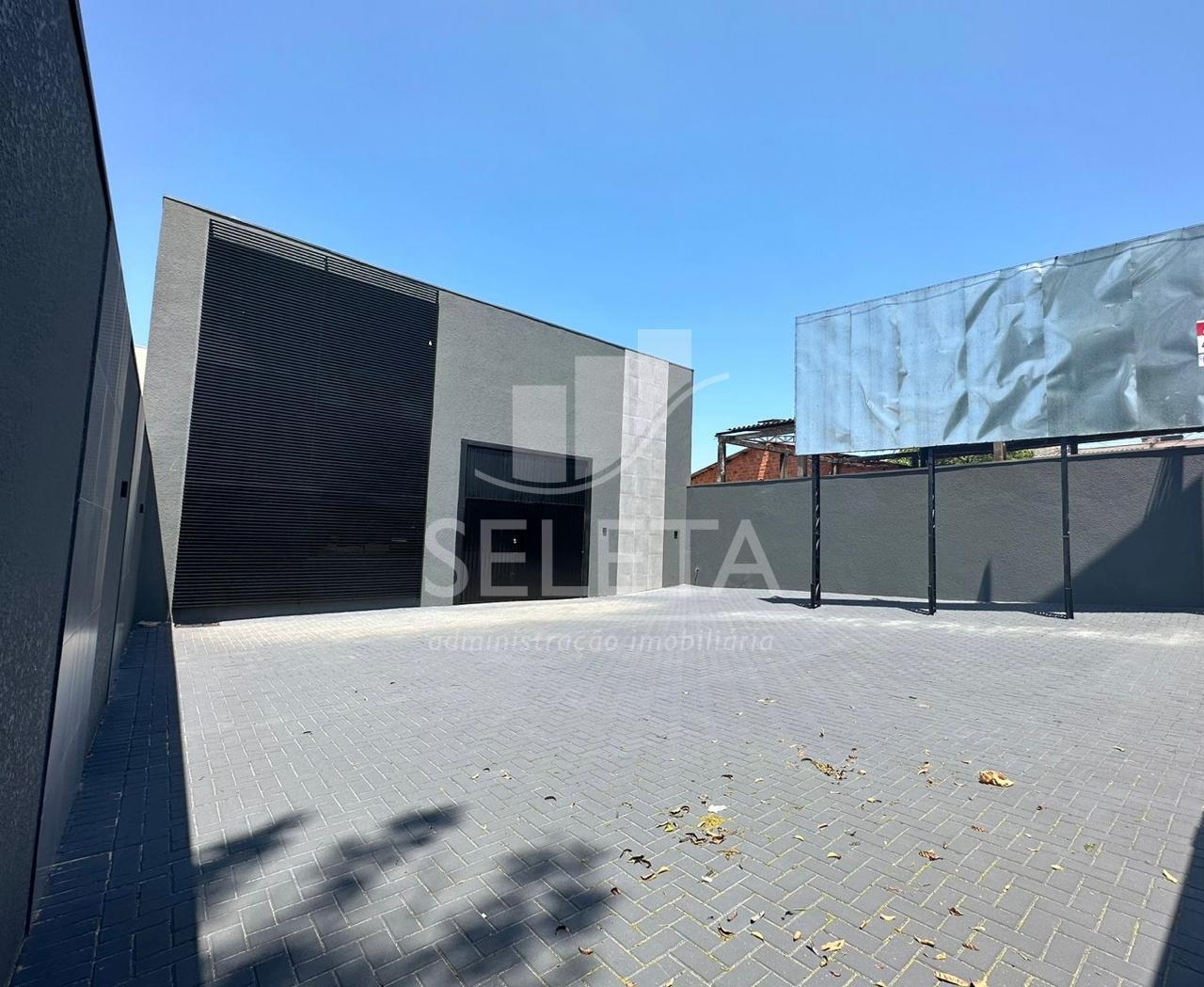 BARRACÃO PARA LOCAÇÃO COM 201,50M  MAIS MEZANINO DE 65,00M , C...