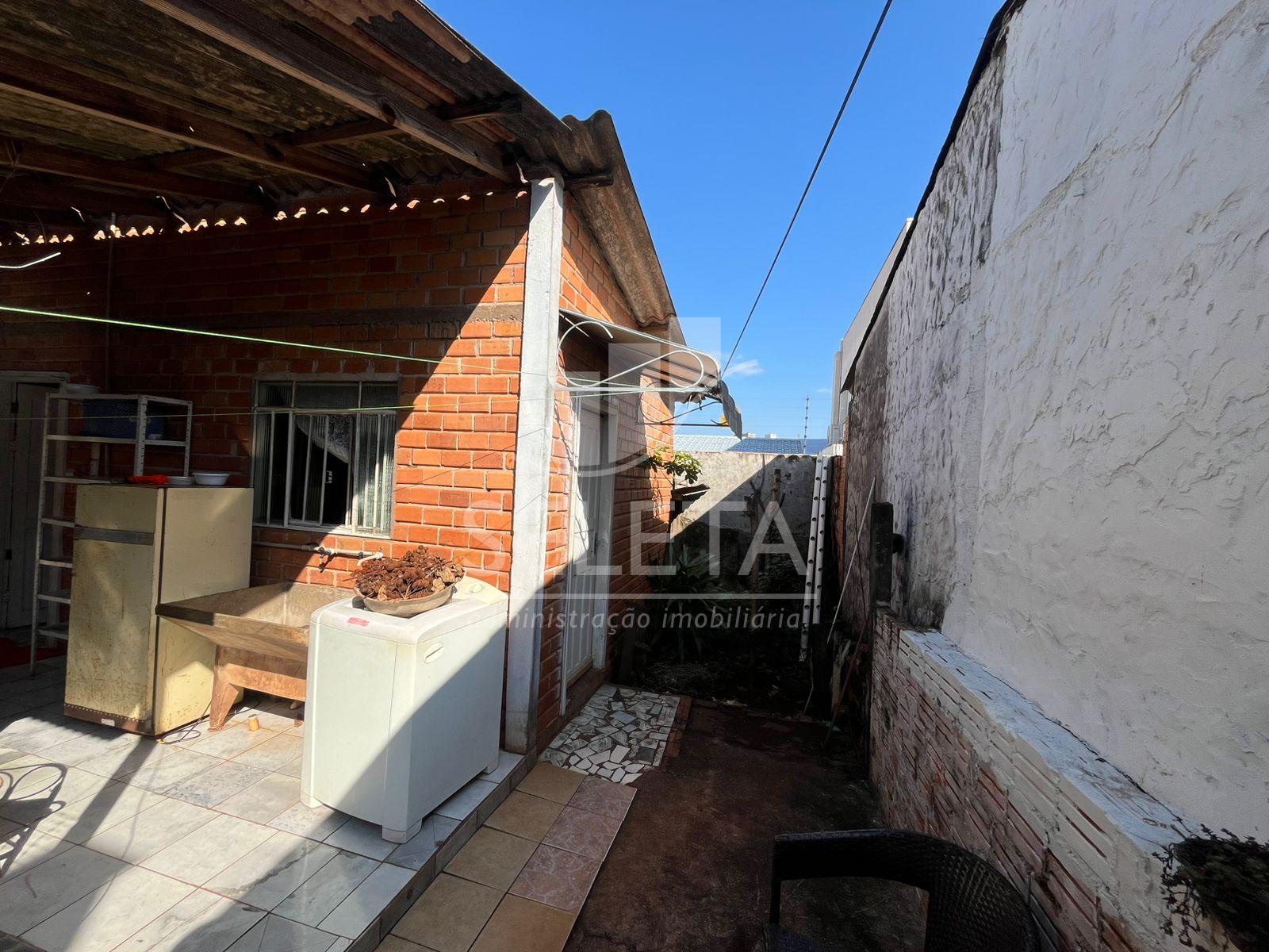 BARRAC?O COM MAIS DE 1.000m2 DISPON?VEL PARA LOCA??O