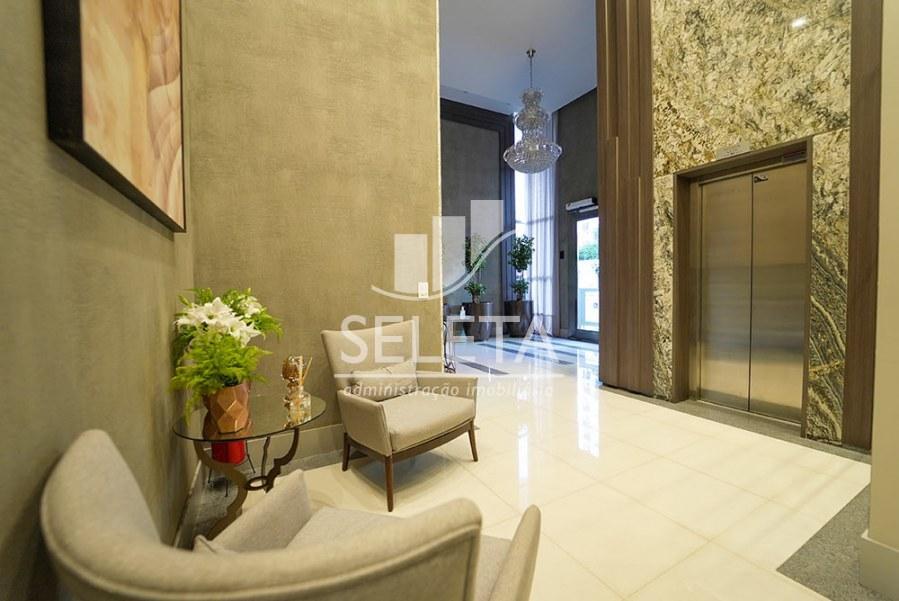 Apartamento no Edifício Elegance no Centro de Cascavel-PR.