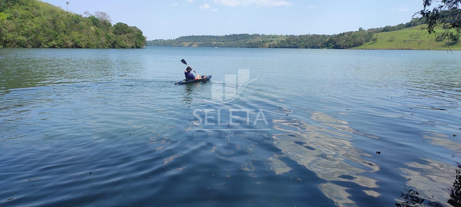 Chácara com edícula e piscina em Boa Vista Da Aparecida - Pr.
