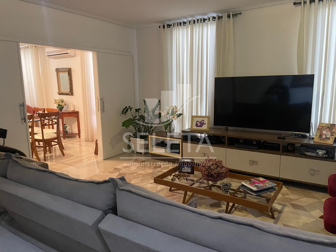 Maravilhosa Casa, fino acabamento,  700m area construida  e te...