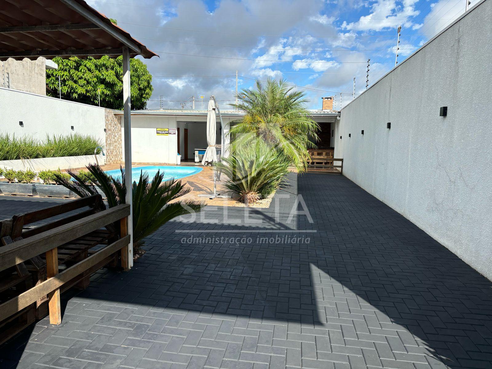Edícula com Piscina  Ideal para Festas e Eventos,  INTERLAGOS...
