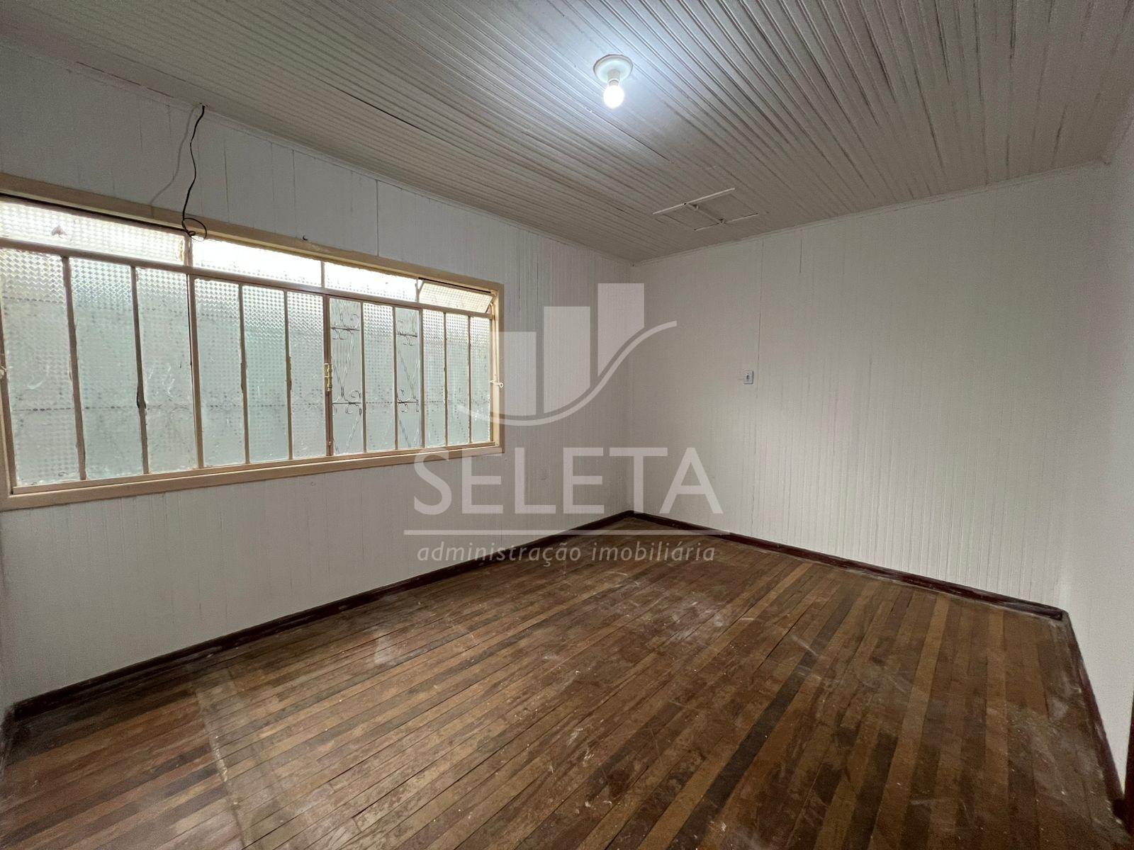 CASA PARA LOCAÇÃO RESIDENCIAL OU COMERCIAL NO CENTRO.