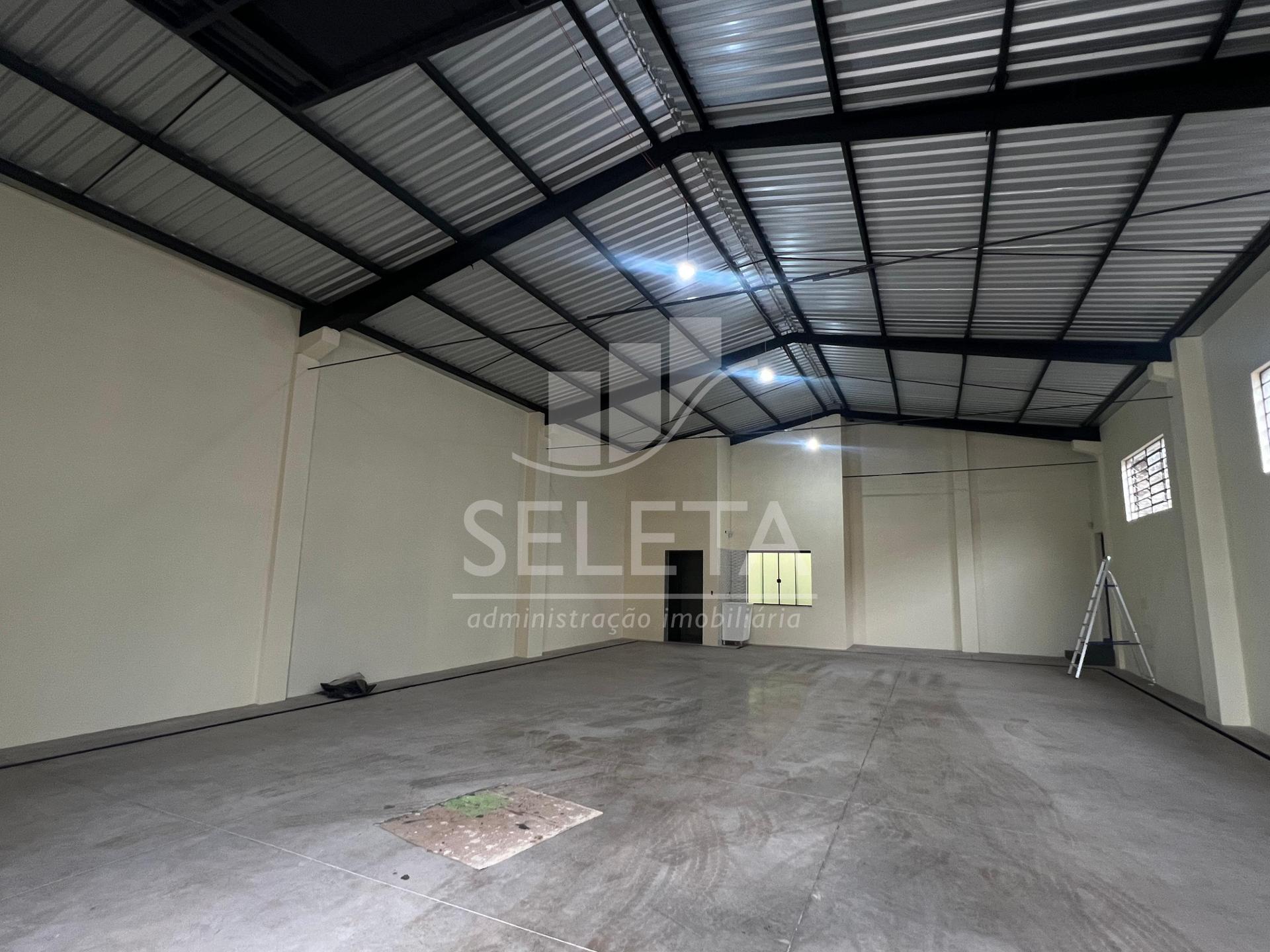 BARRACÃO COM 178M2 DISPONIVEL PARA LOCAÇÃO NO BAIRRO ALTO ALEGRE