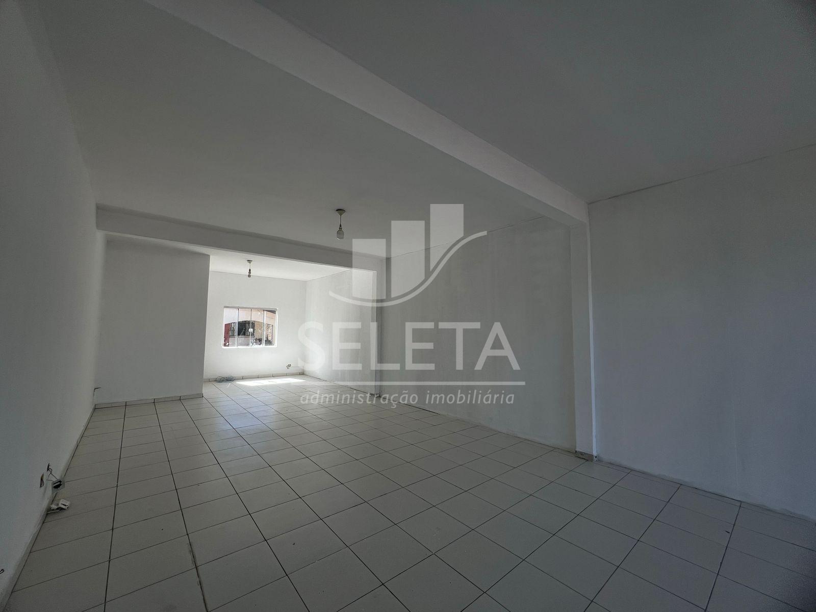 SALA COMERCIAL COM 65M2 DISPONIVEL PARA LOCAÇÃO  NO CENTRO