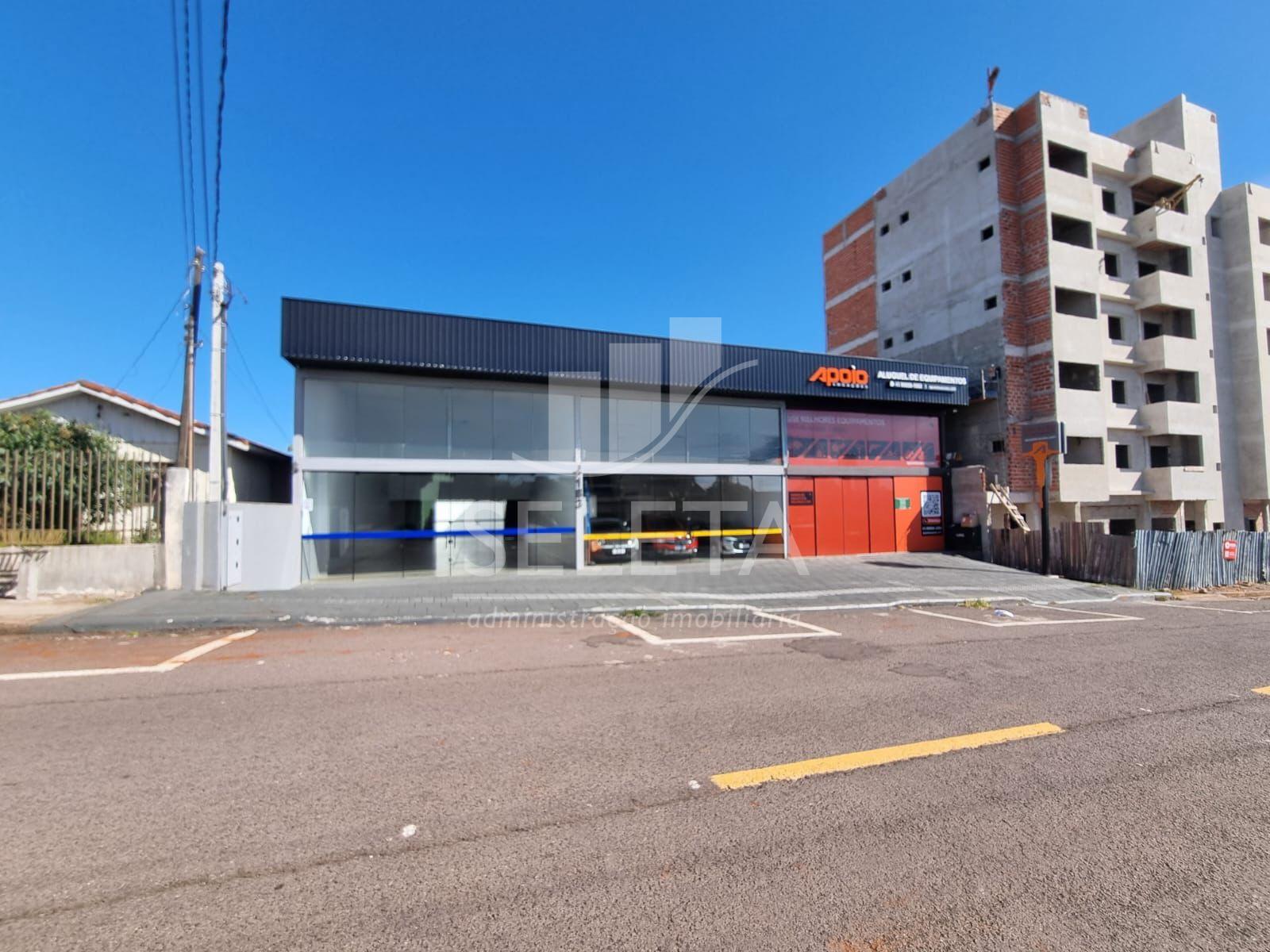 SALA COMERCIAL COM MEZANINO E PÁTIO NO PARQUE SÃO PAULO PARA L...