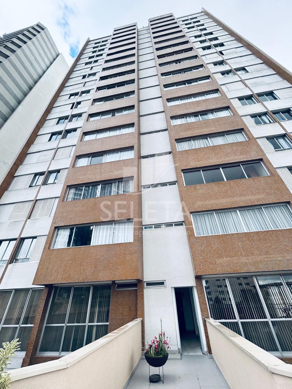 Excelente Apartamento de 3 quartos no Centro de Curitiba