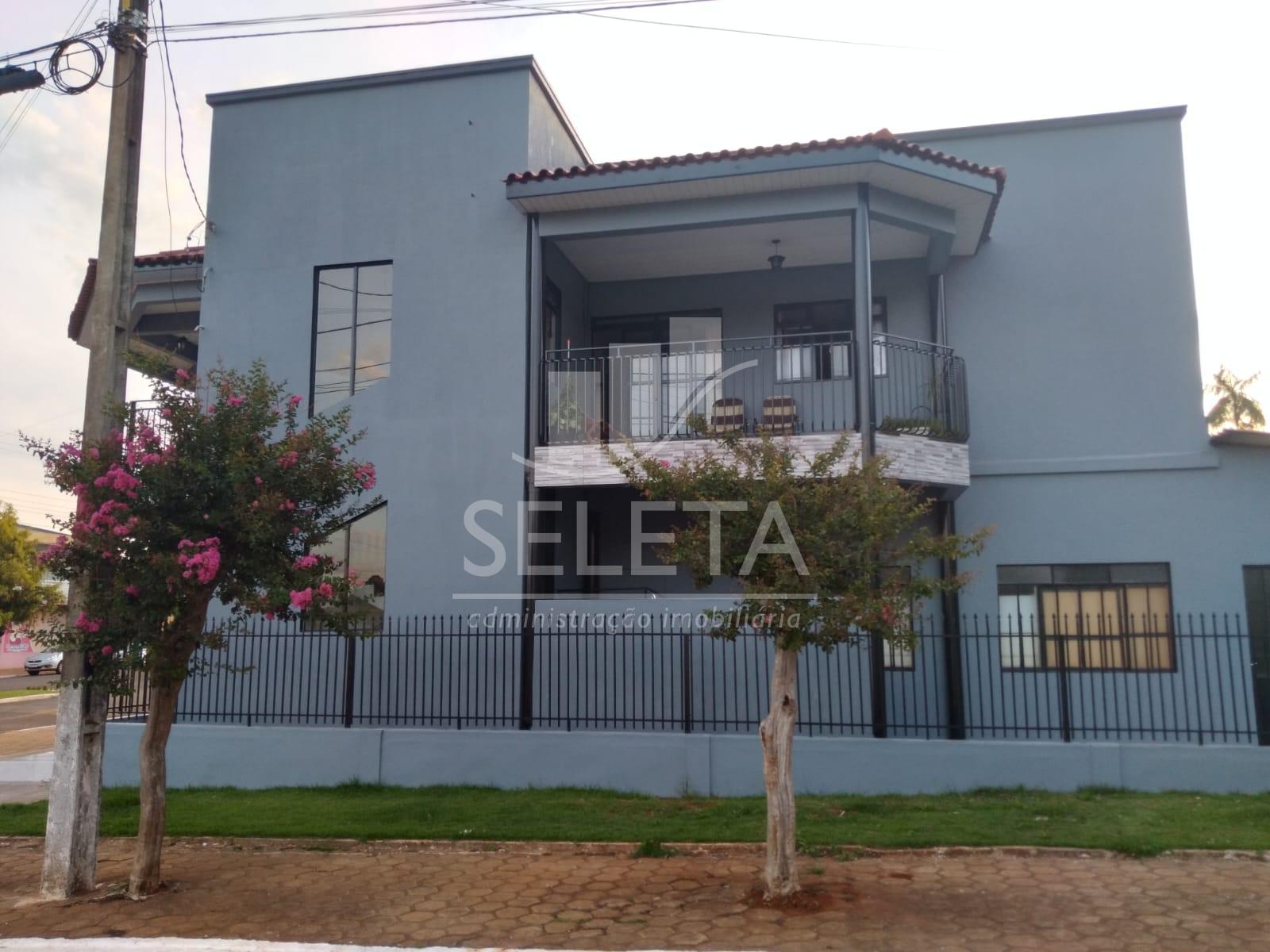 Linda Casa  à venda, no Centro de  IBEMA - PR, com 280m2 const...
