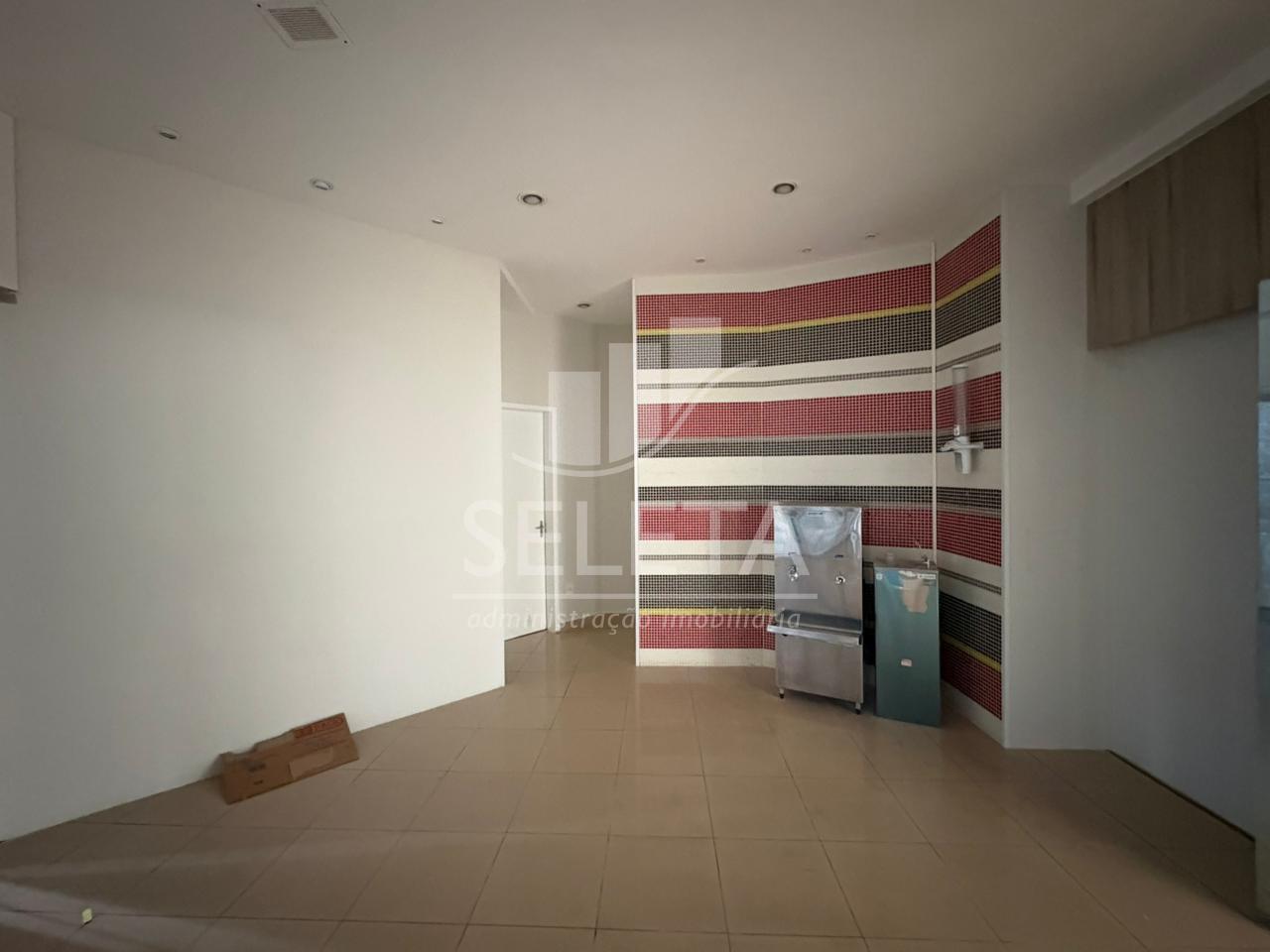 Sala comercial à venda no Edifício Central Park, no Centro de ...
