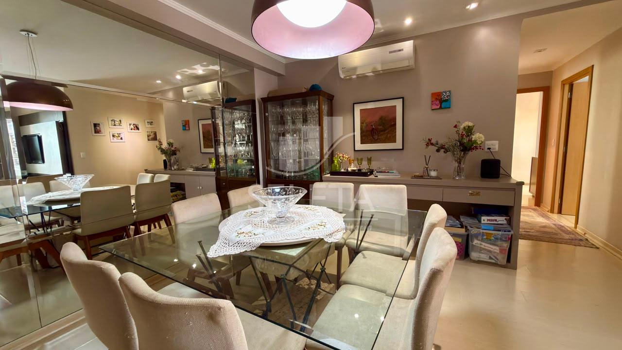 Apartamento para venda no centro de Cascavel.