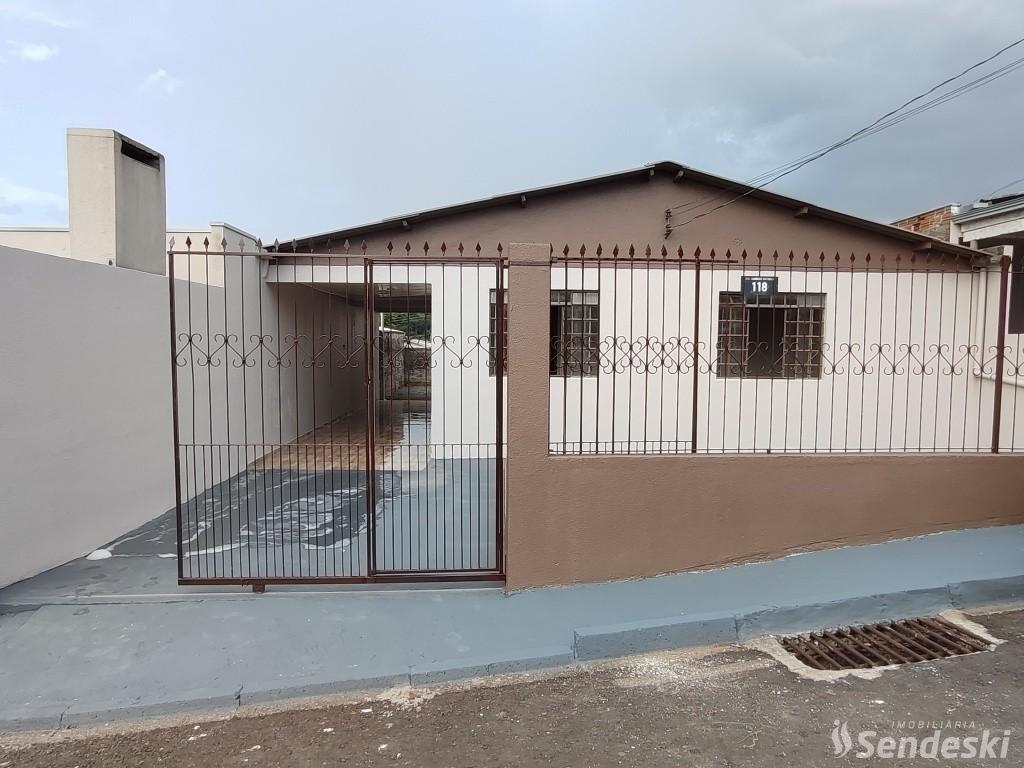 Casa com 2 dormit?rios para loca??o, J?PITER, FRANCISCO BELTRA...