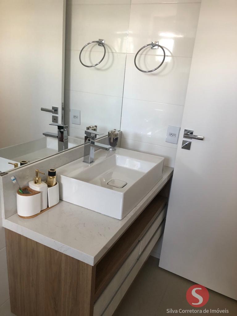 Apartamento a venda, localizado no Bairro das Torres, Dois Vizinhos-PR.