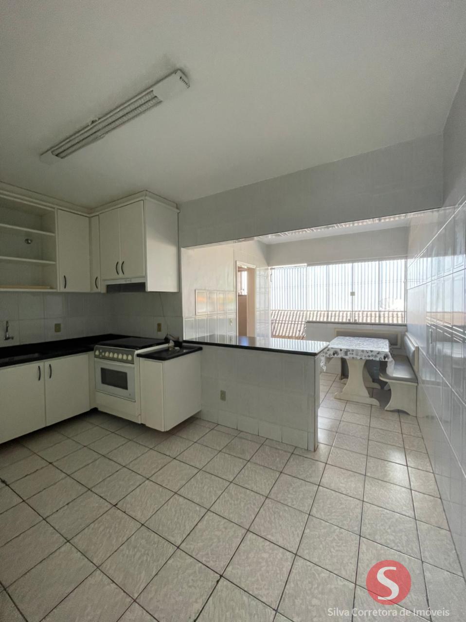 Apartamento Para Locação,  Semi Mobiliado, Com 03 Dormitórios ...