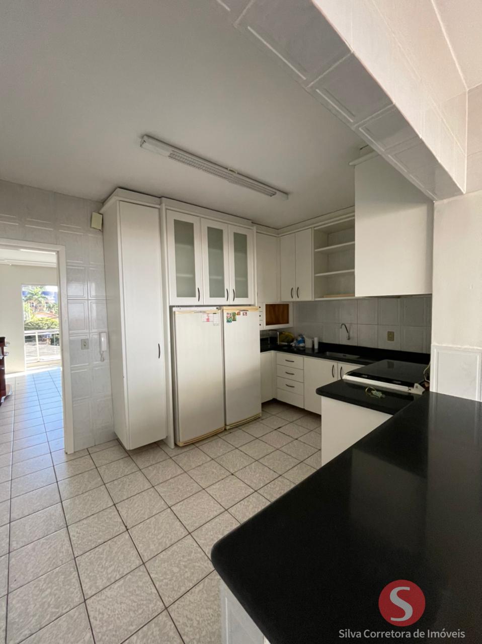 Apartamento Para Locação, Semi Mobiliado, Com 03 Dormitórios - Centro Norte
