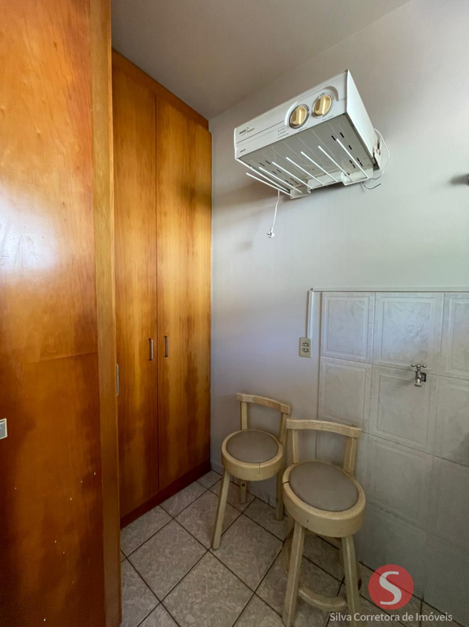 Apartamento Para Locação, Semi Mobiliado, Com 03 Dormitórios - Centro Norte