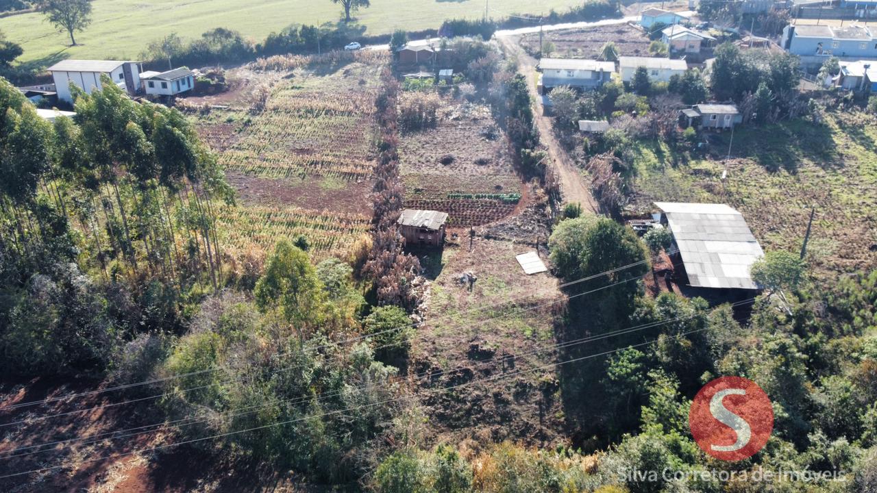 Chcara a venda, localizada dentro da cidade de Dois Vizinhos-PR.