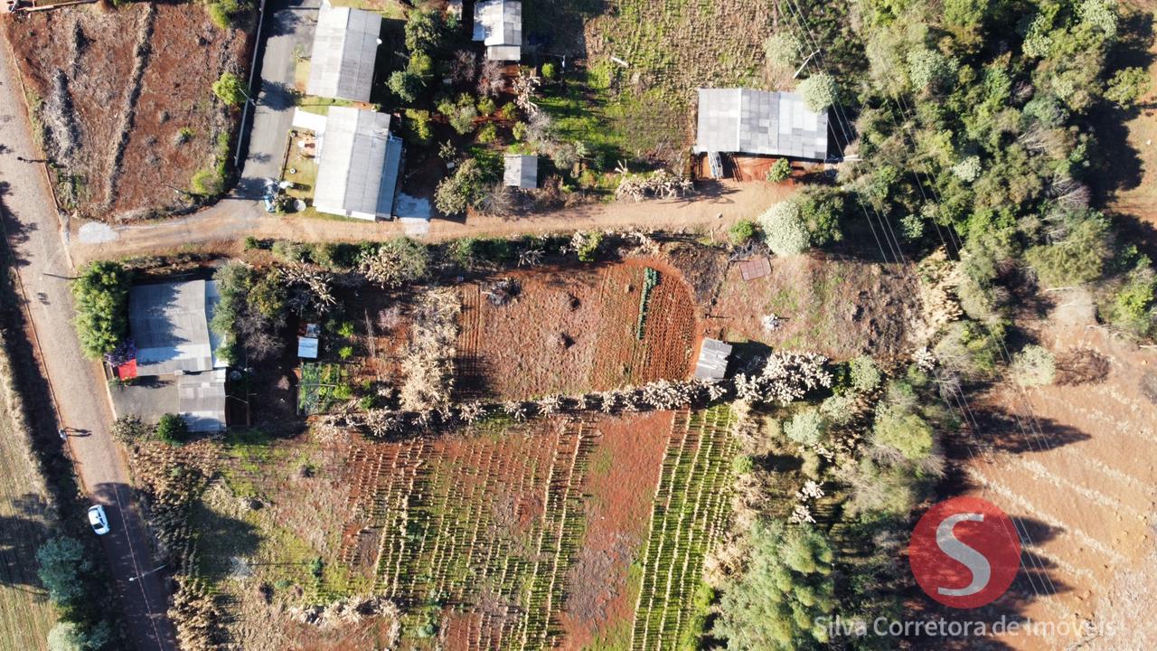 Chcara a venda, localizada dentro da cidade de Dois Vizinhos-PR.