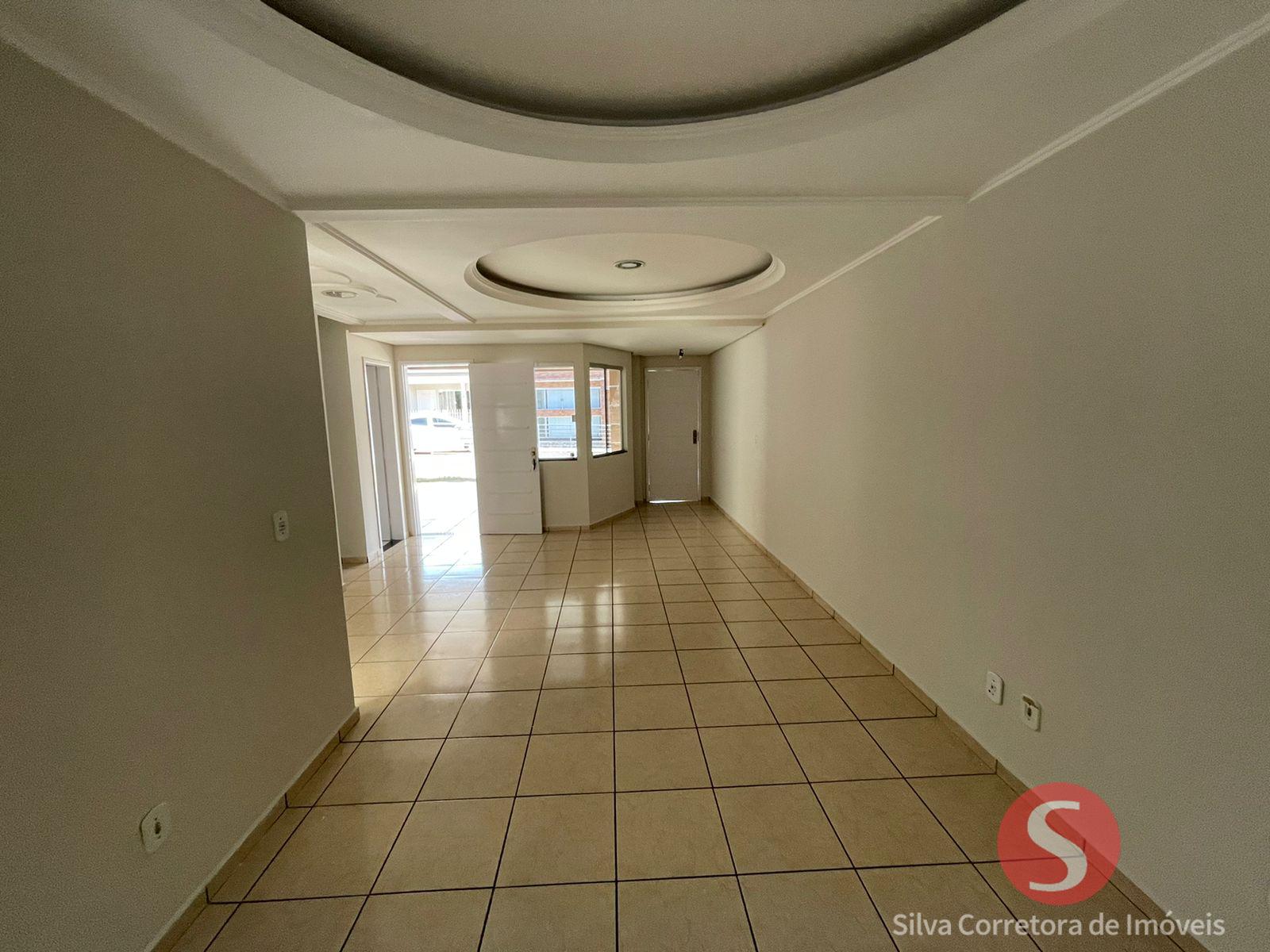 Sobrado a venda, localizado no Centro Sul, Dois Vizinhos-PR.