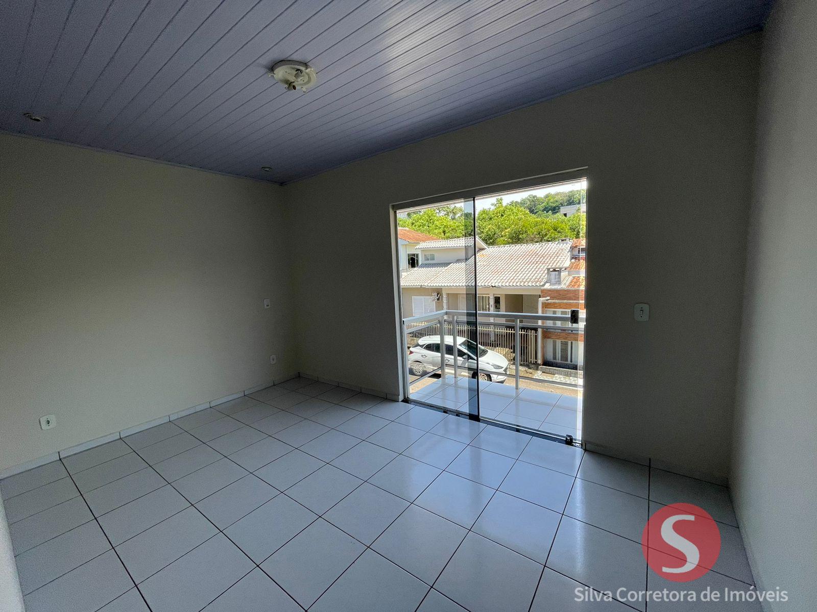 Sobrado a venda, localizado no Centro Sul, Dois Vizinhos-PR.