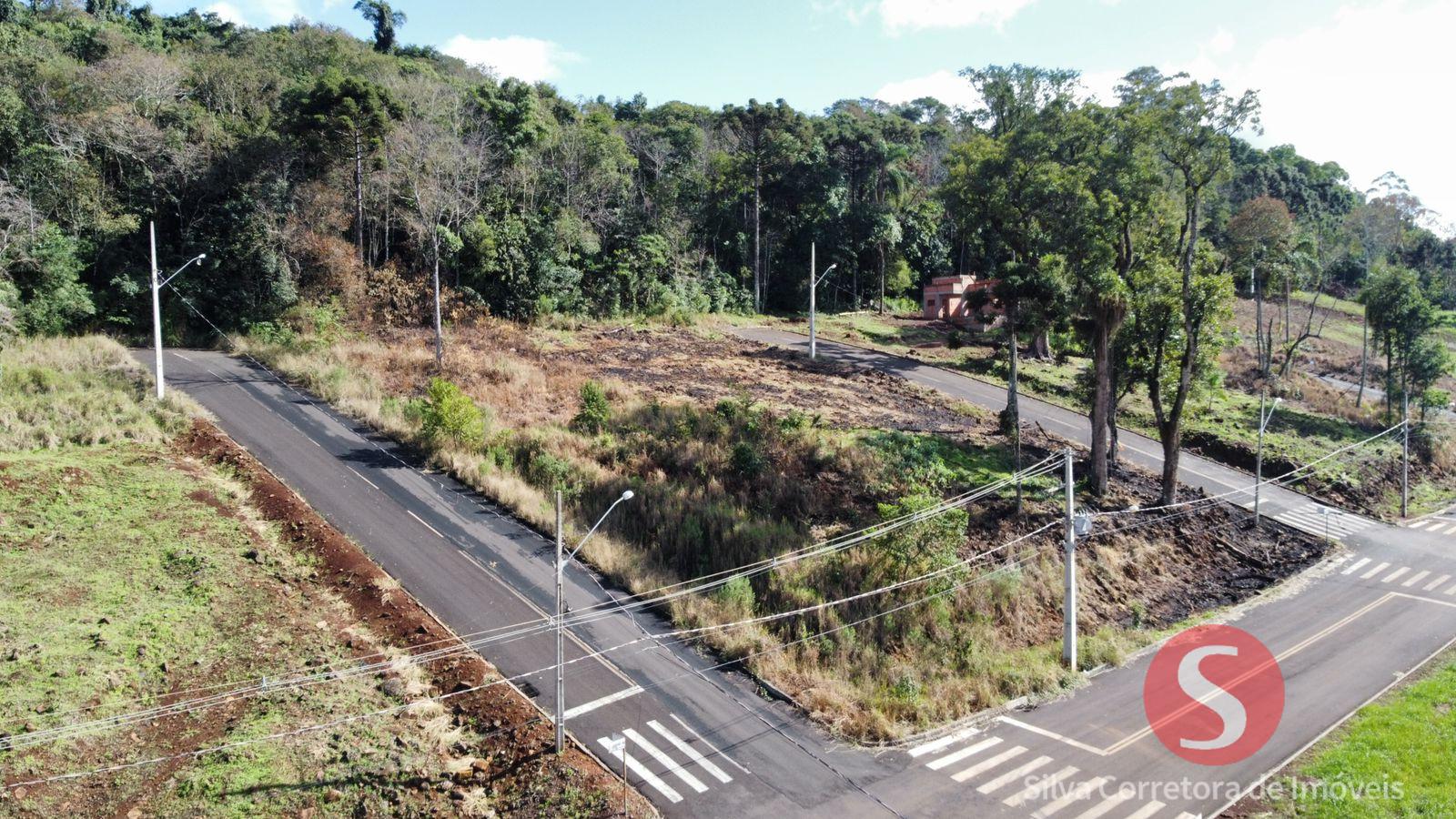 Lotes a venda, localizados no Loteamento Alto da Zacarias, Doi...