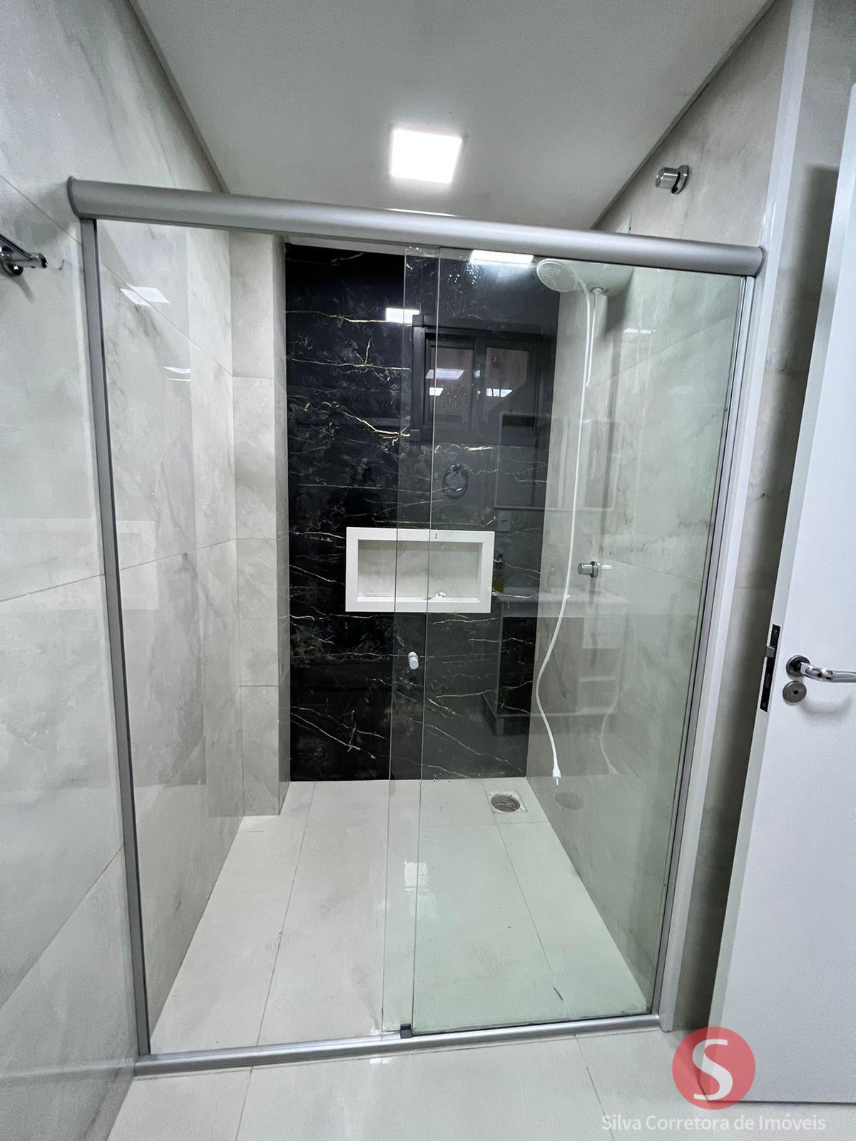 Apartamento para loca��o com 02 dormit�rios - Centro Sul.