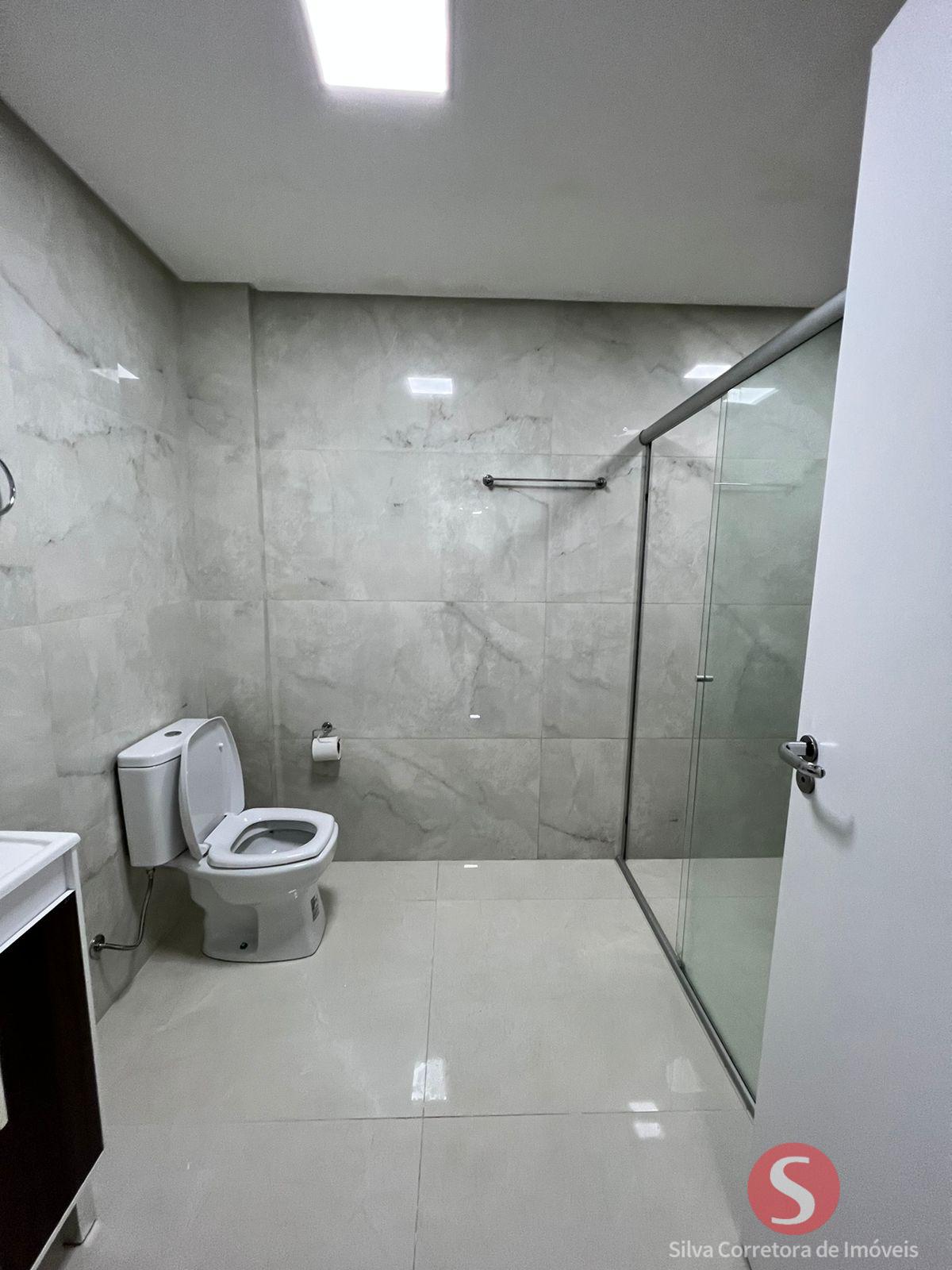 Apartamento para loca��o com 02 dormit�rios - Centro Sul.
