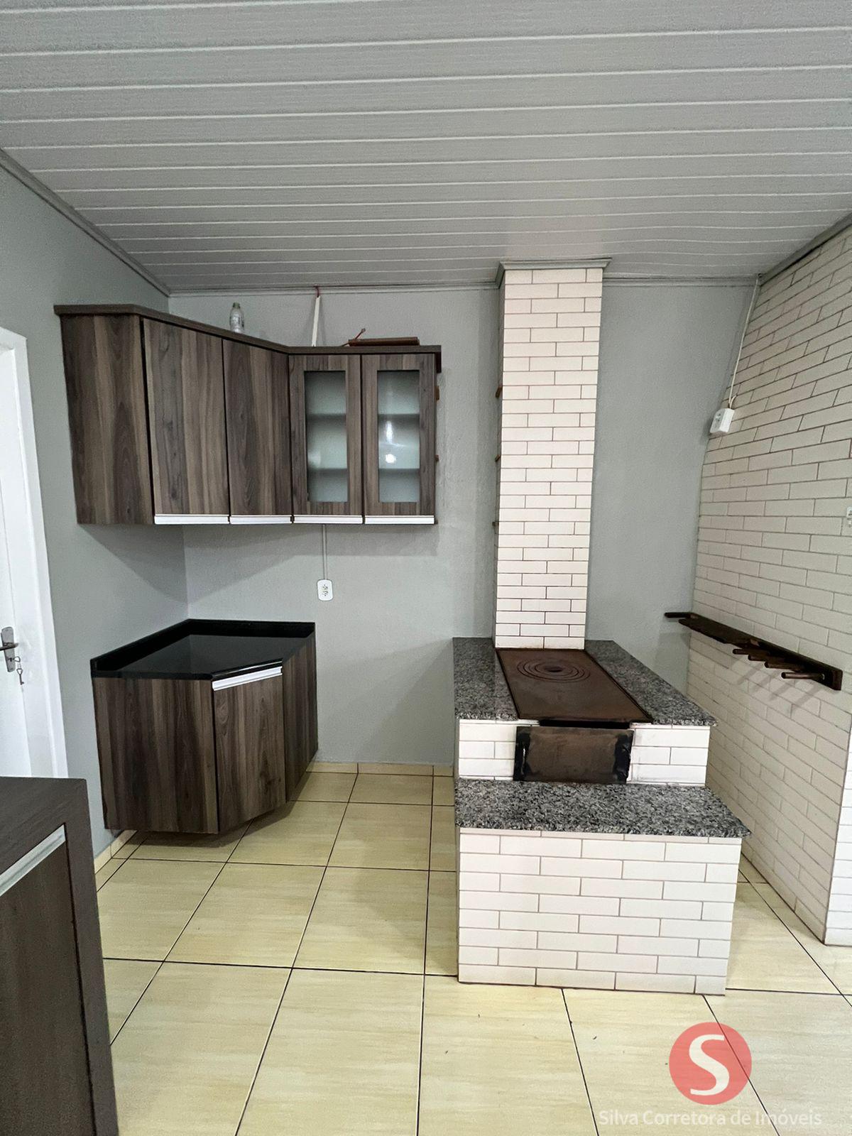 Sobrado a venda, localizado no Bairro Alto da Colina, Dois Vizinhos-PR.