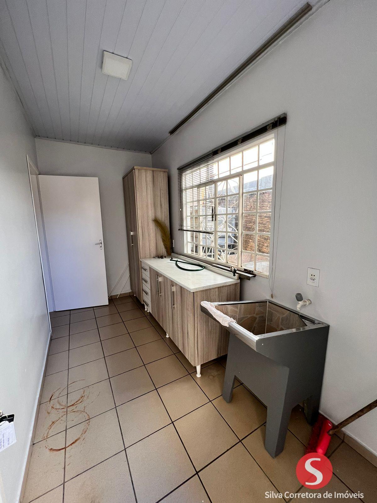 Casa a venda, localizada no Centro Sul, Dois Vizinhos-PR.