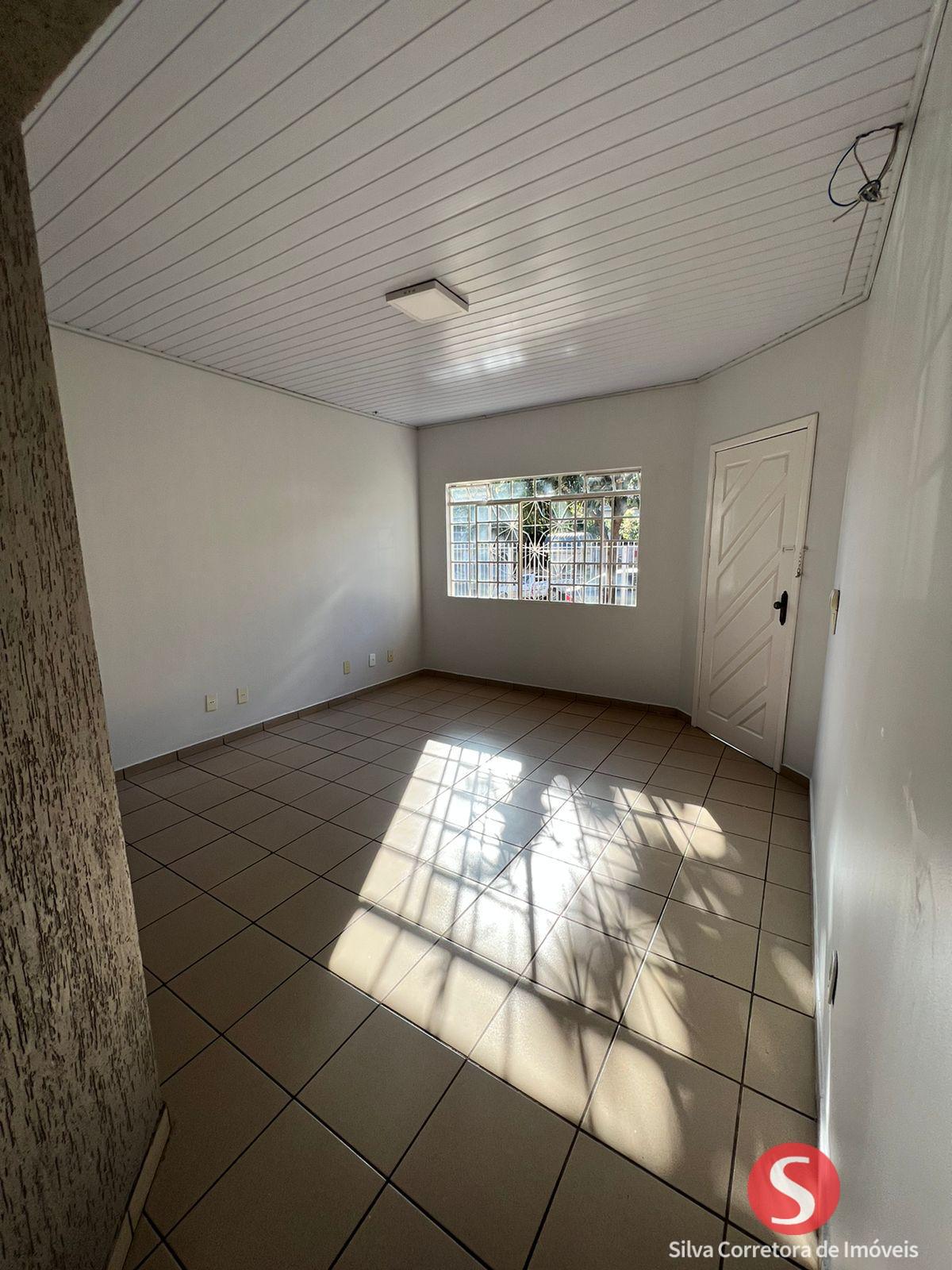 Casa a venda, localizada no Centro Sul, Dois Vizinhos-PR.