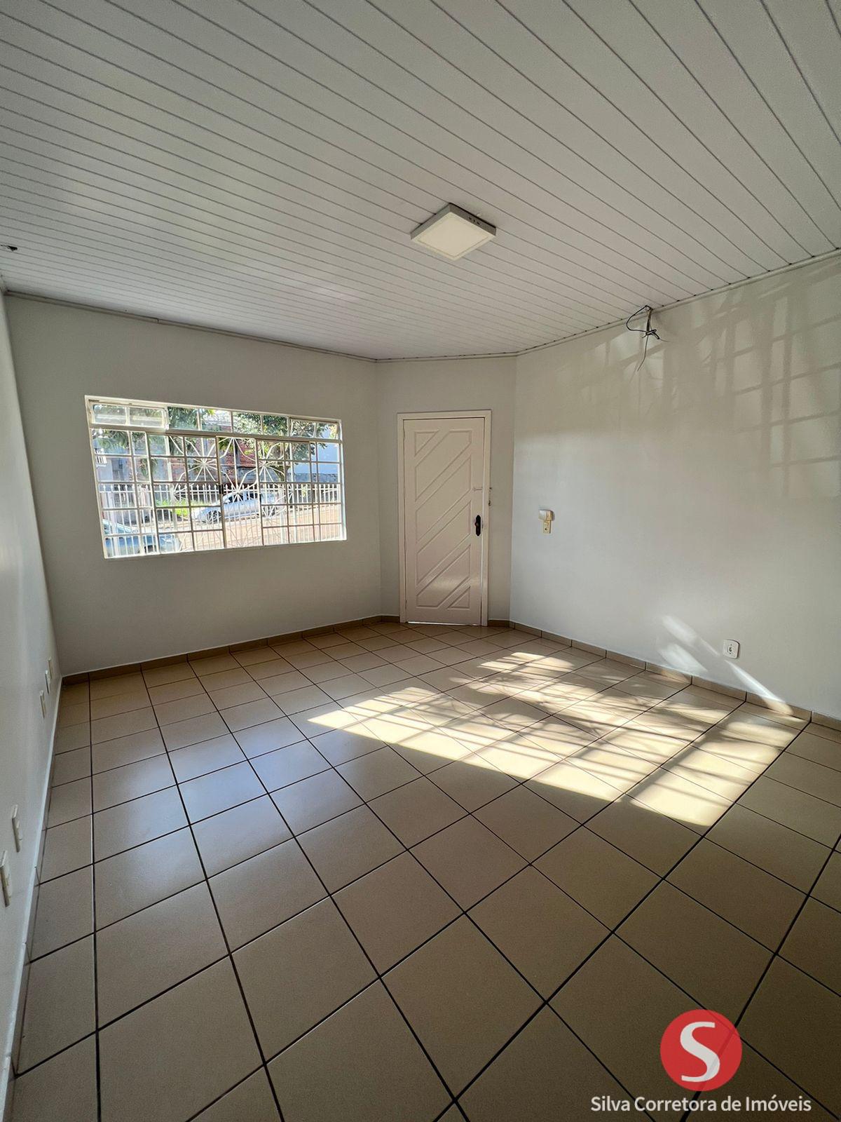 Casa a venda, localizada no Centro Sul, Dois Vizinhos-PR.