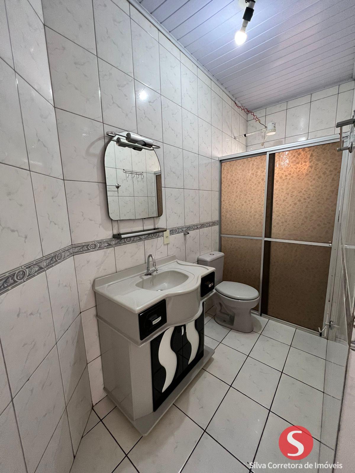 Casa a venda, localizada no Centro Sul, Dois Vizinhos-PR.