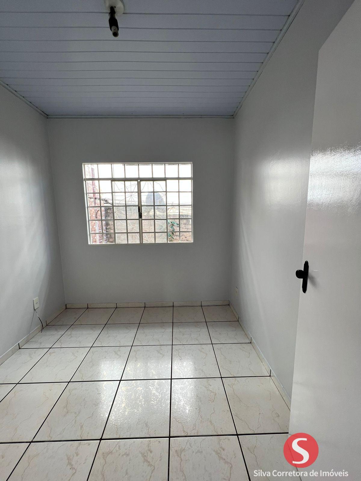 Casa a venda, localizada no Centro Sul, Dois Vizinhos-PR.