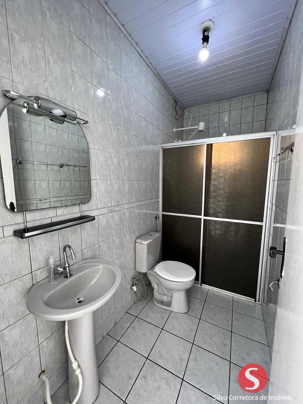 Casa a venda, localizada no Centro Sul, Dois Vizinhos-PR.