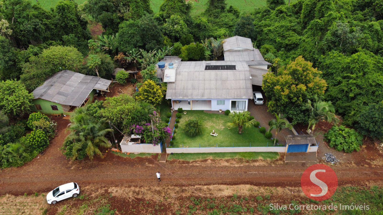 Chcara a venda, localizada nas proximidades das guas do Ver, Ver-PR.