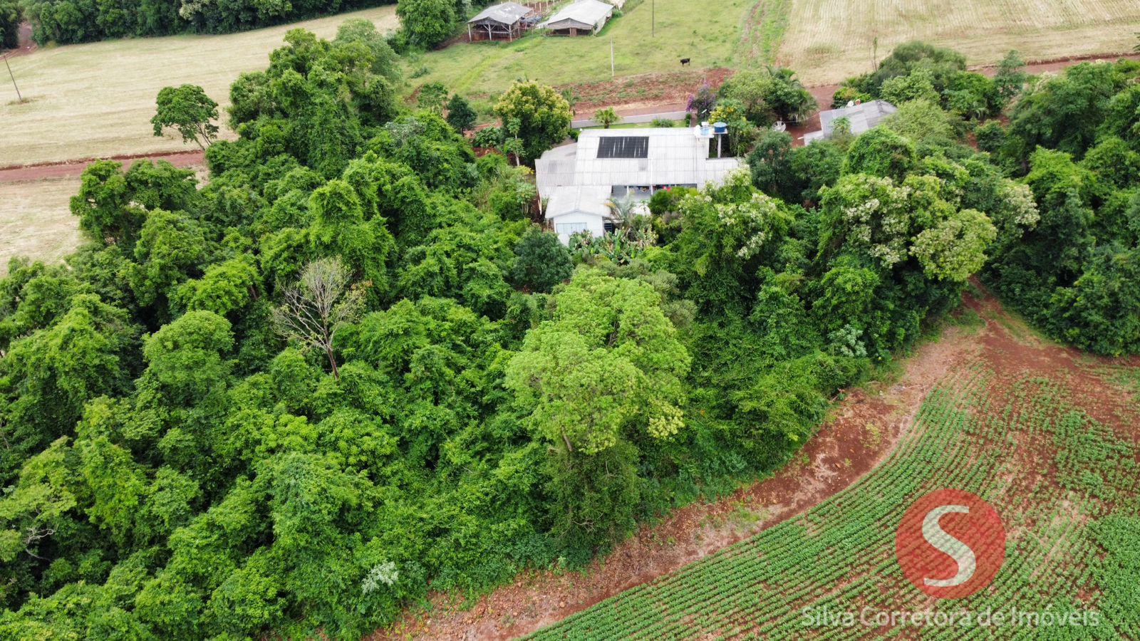 Chcara a venda, localizada nas proximidades das guas do Ver, Ver-PR.