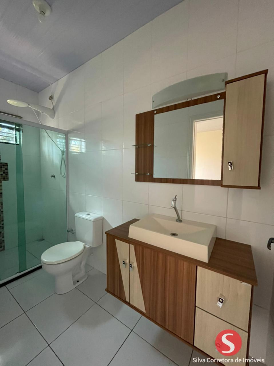 Casa a venda, localizada no Loteamento Zenci, Dois Vizinhos-PR.