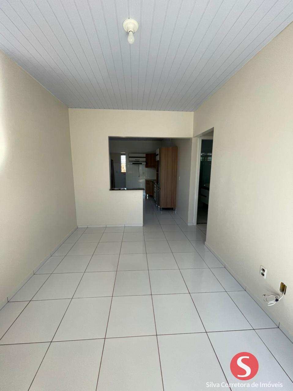 Casa a venda, localizada no Loteamento Zenci, Dois Vizinhos-PR.